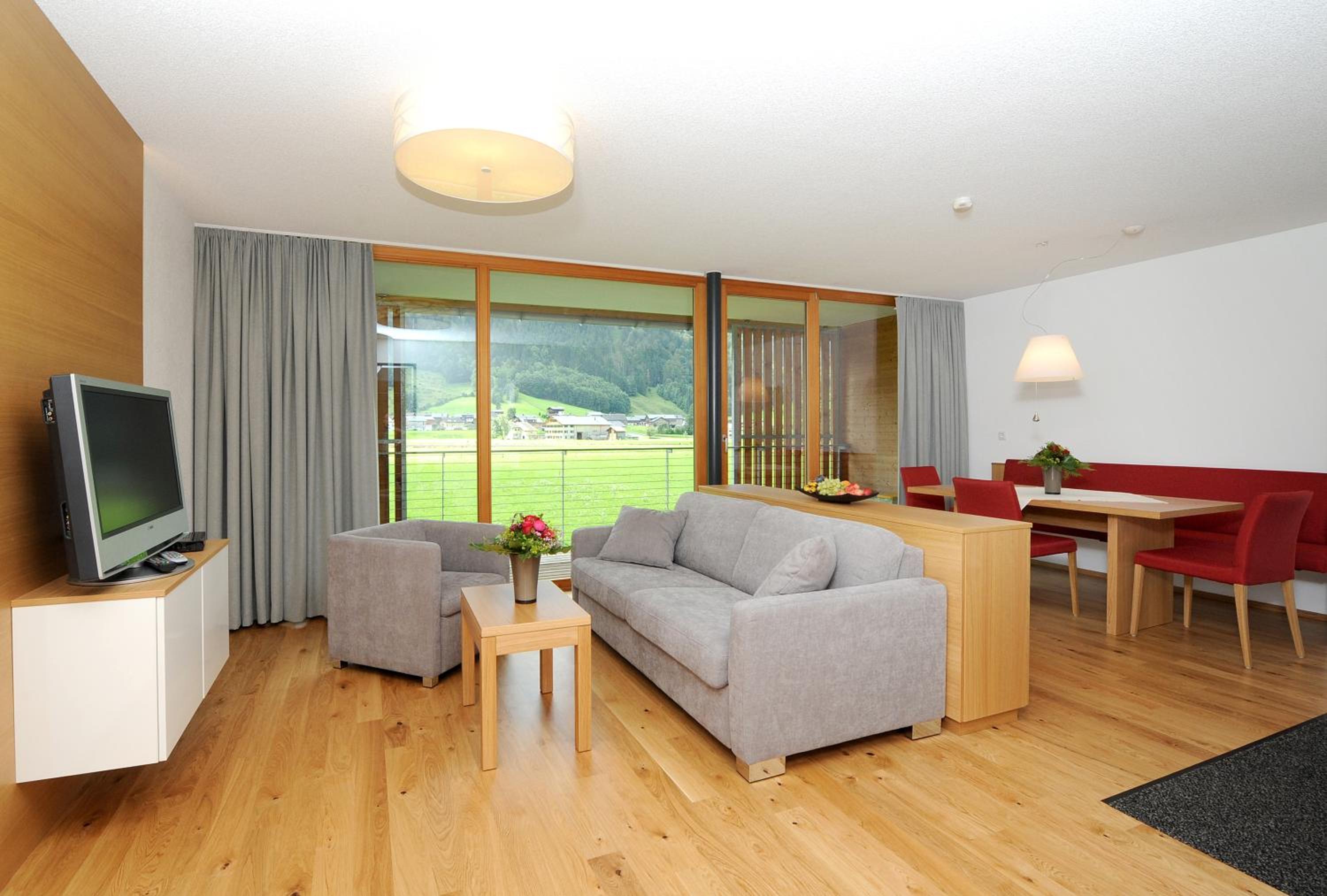 Superior Apartment (4 - 6 Adults) photo 2