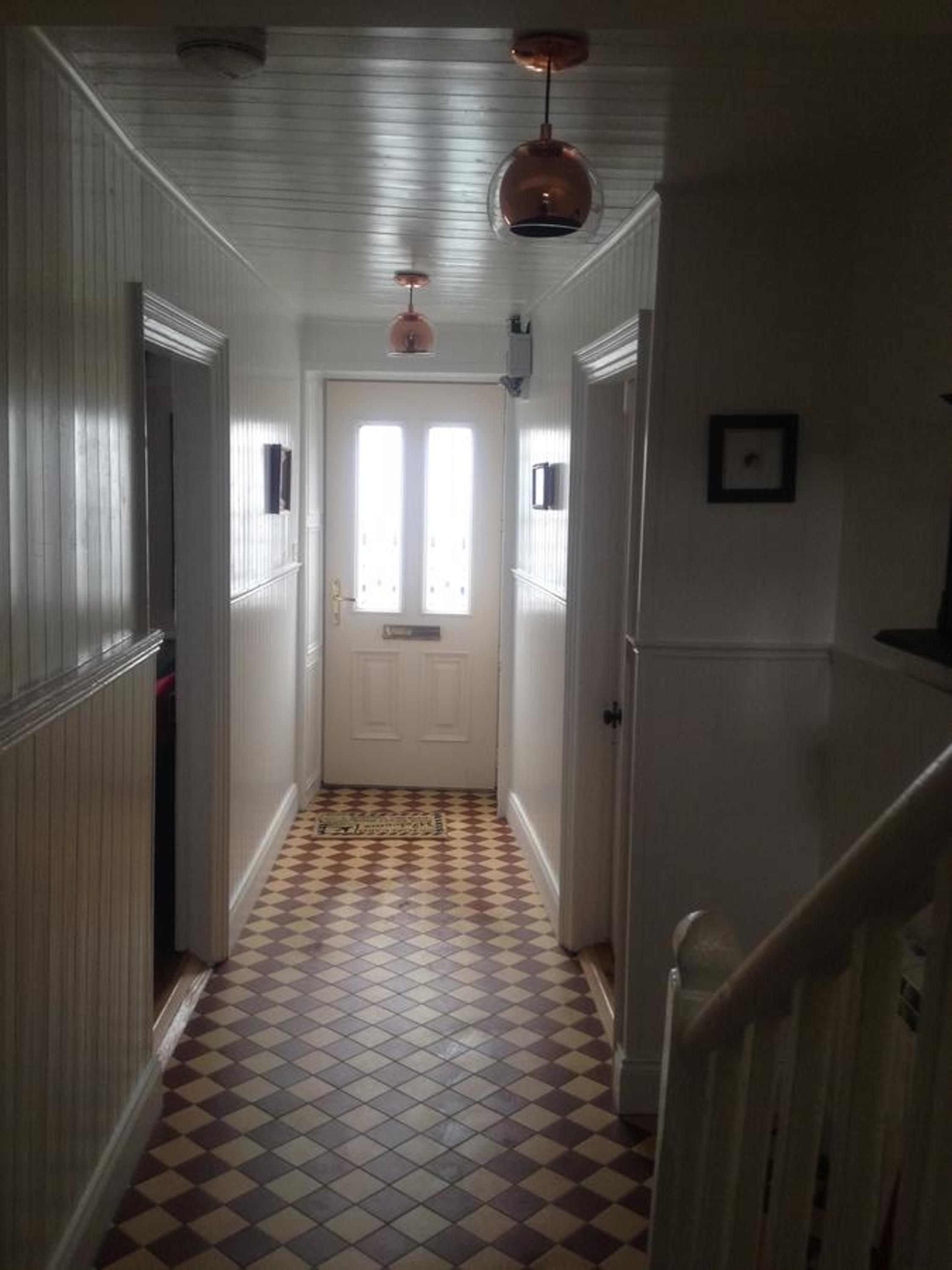 Five-Bedroom House photo 3