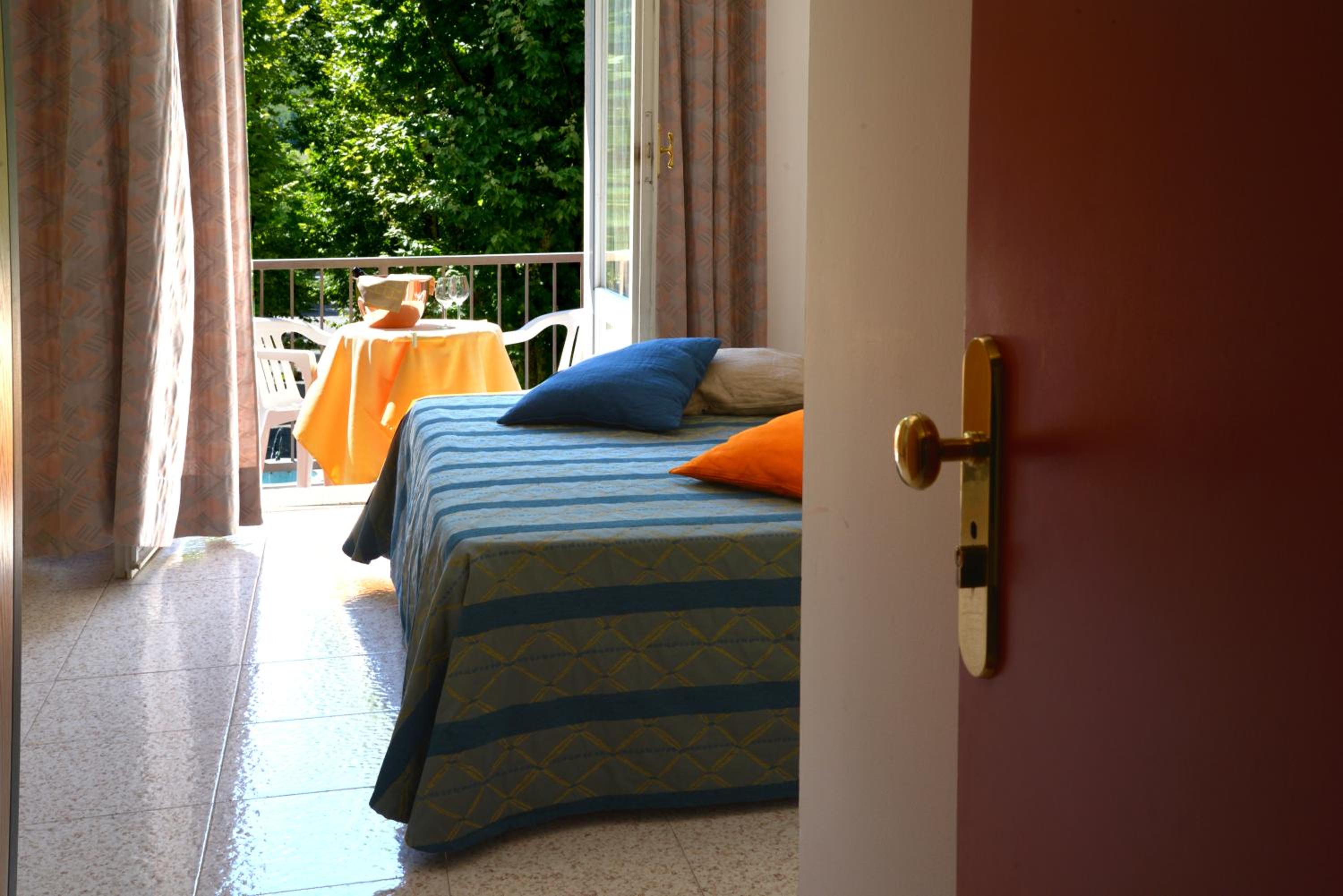 Double Room - Photo 4