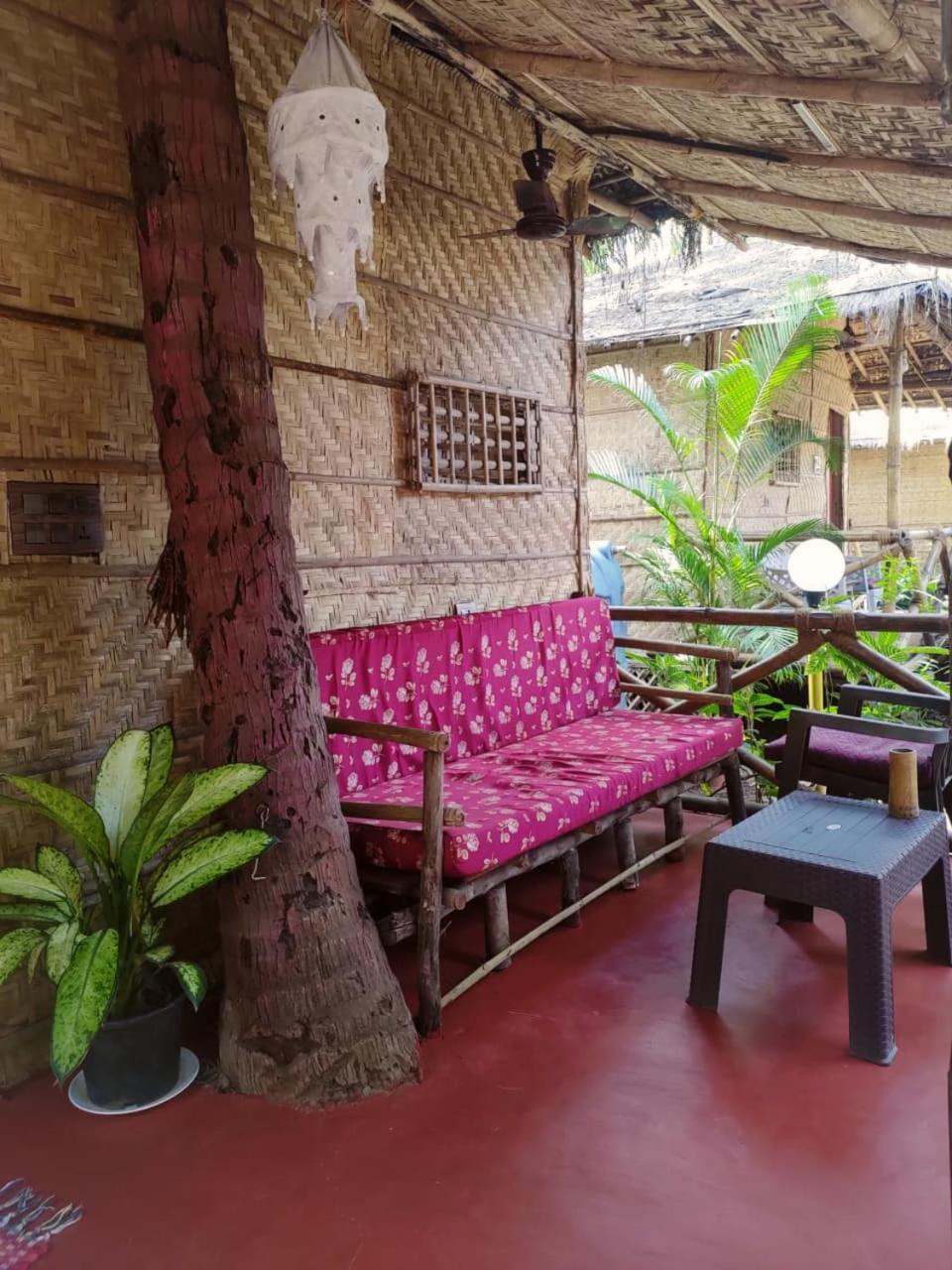 Family Room with Balcony photo 3