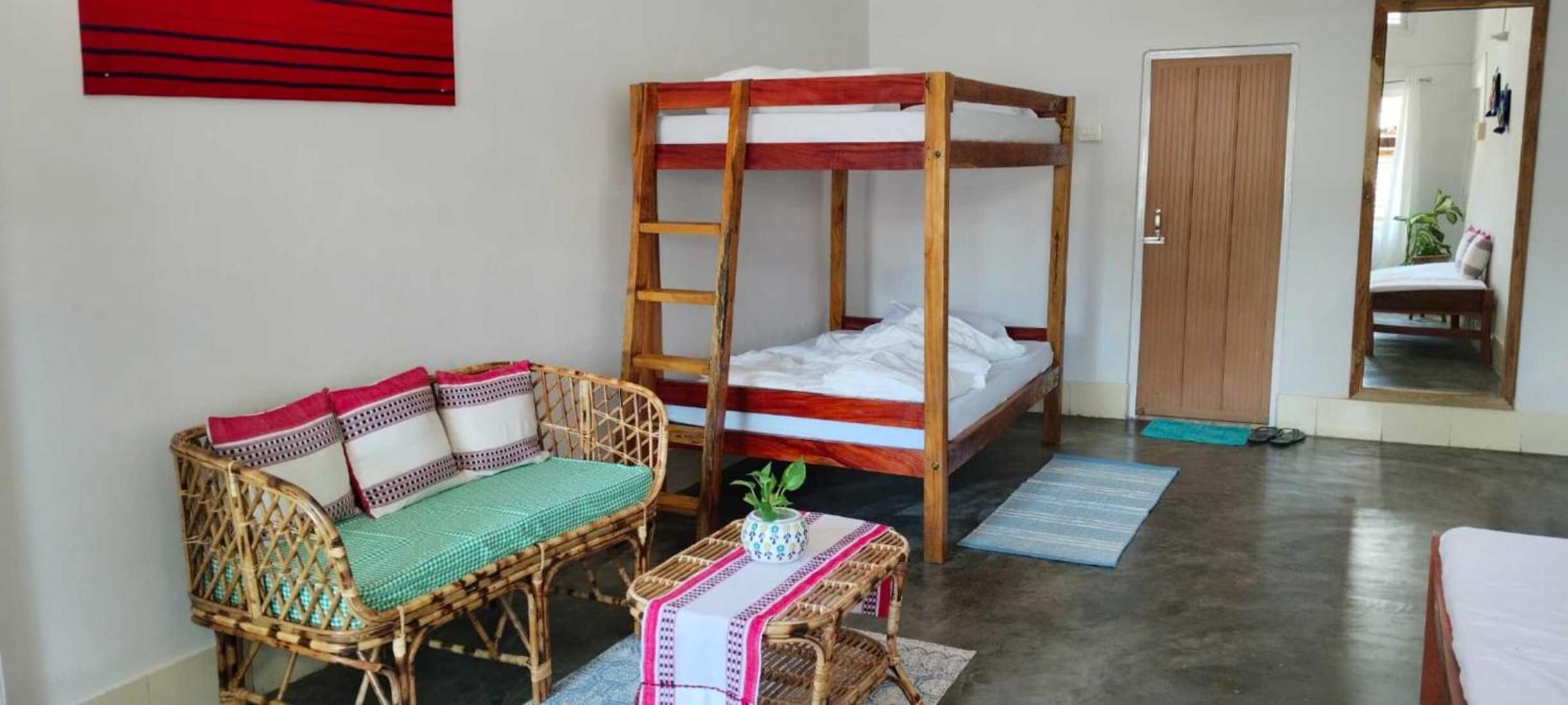 Bed in 6-Bed Mixed Dormitory Room photo 1