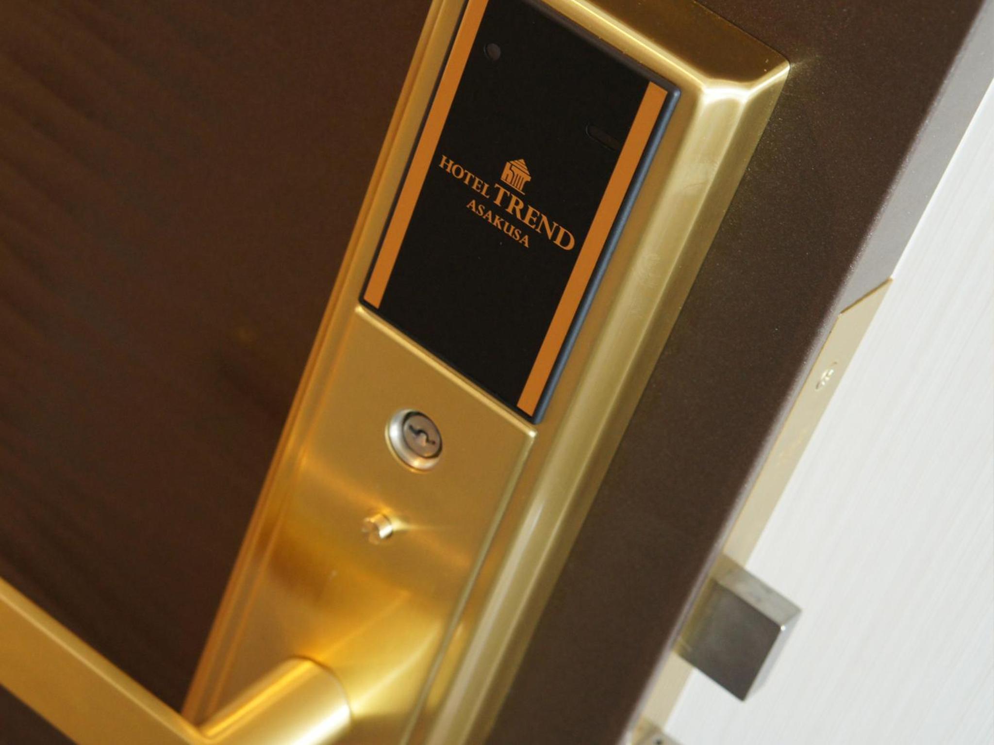 Twin Room C - Non-Smoking photo 3