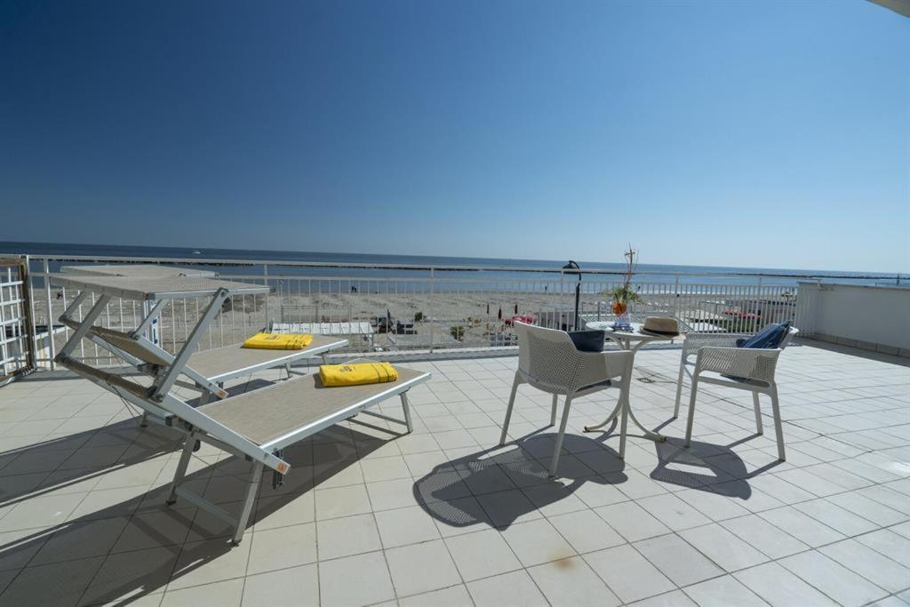Deluxe Double Room with Sea View