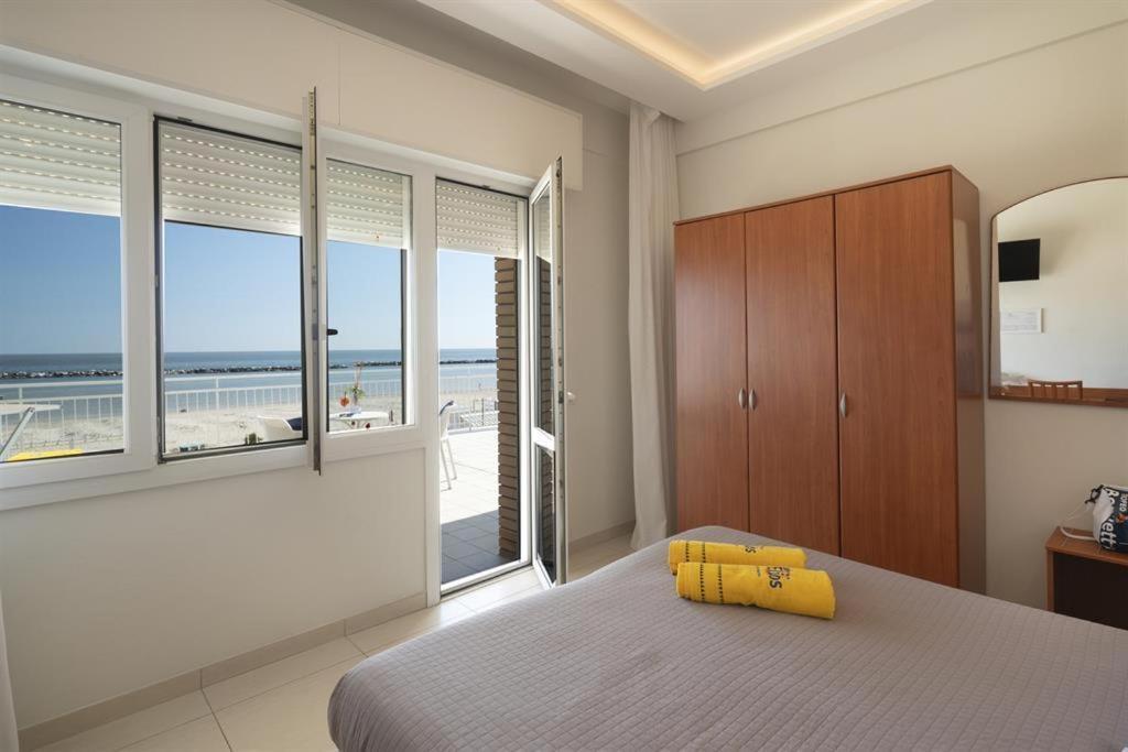 Deluxe Double Room with Sea View
