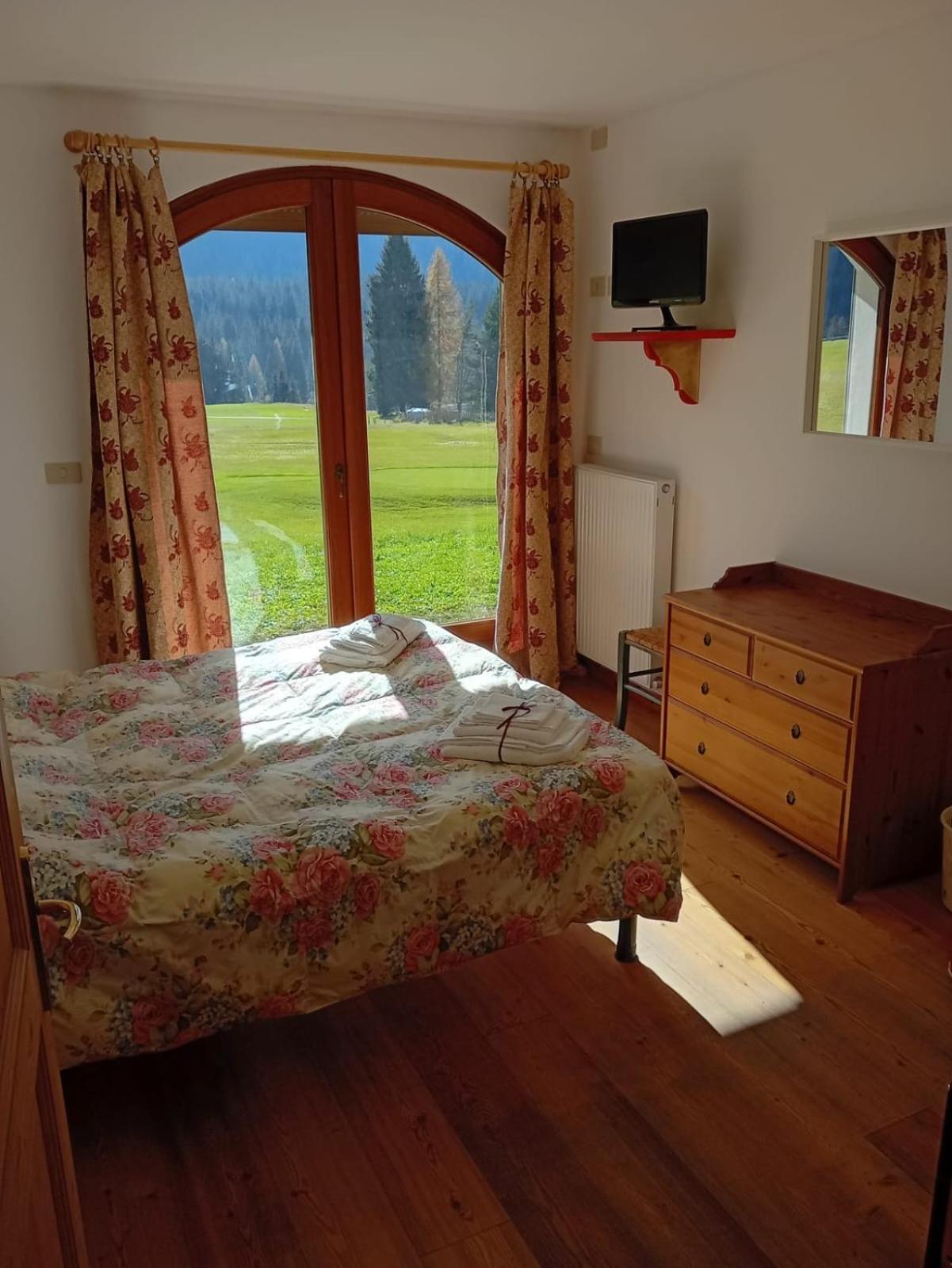 Superior Quadruple Room photo 2