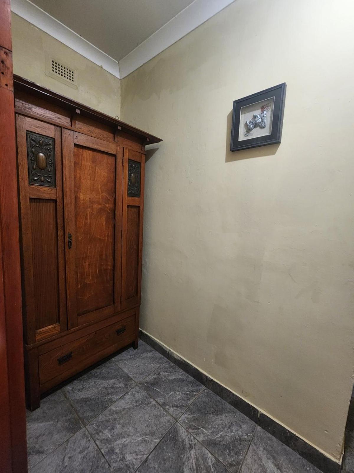 Business King Room photo 2