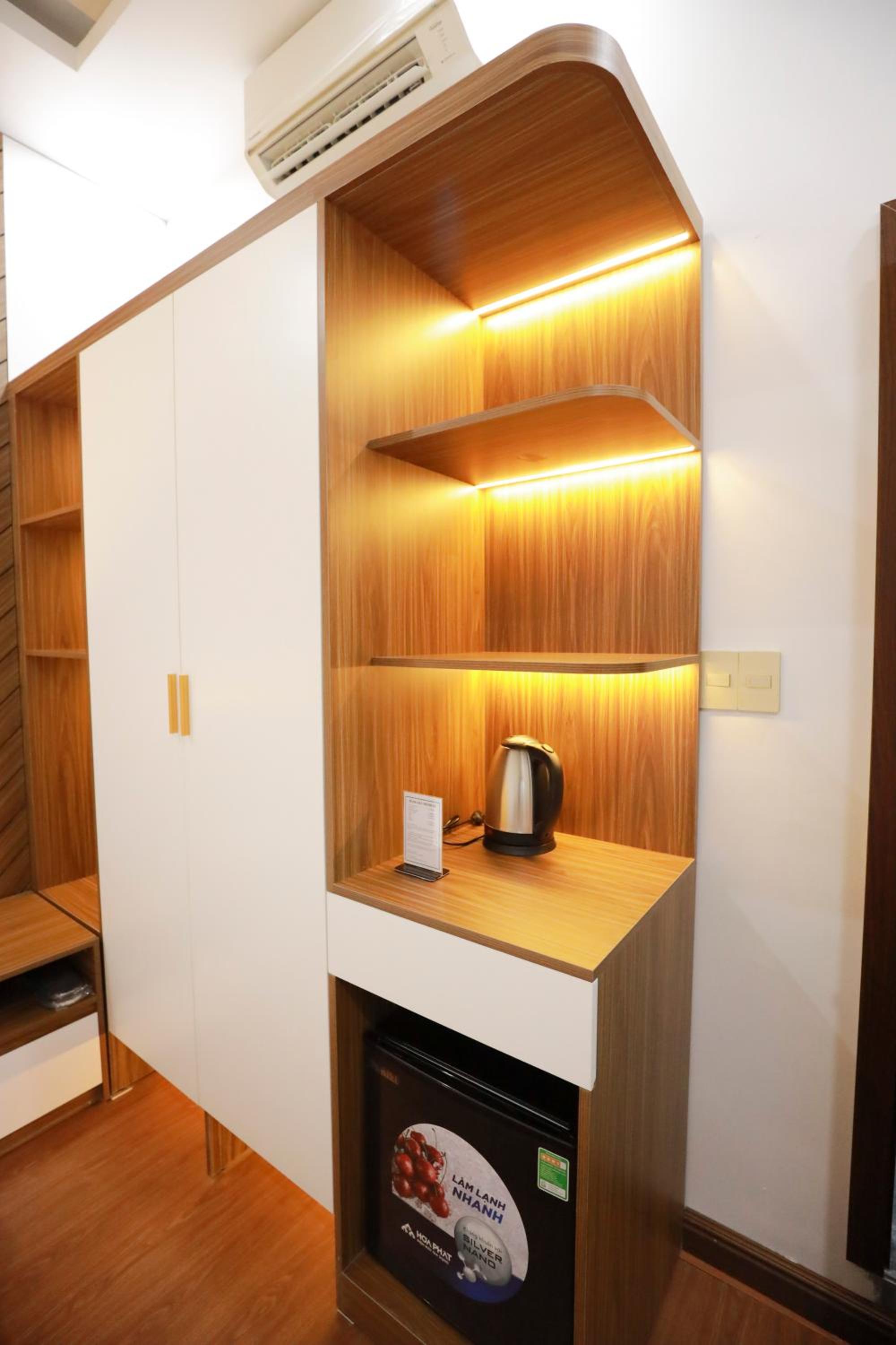 Deluxe King Room photo 1