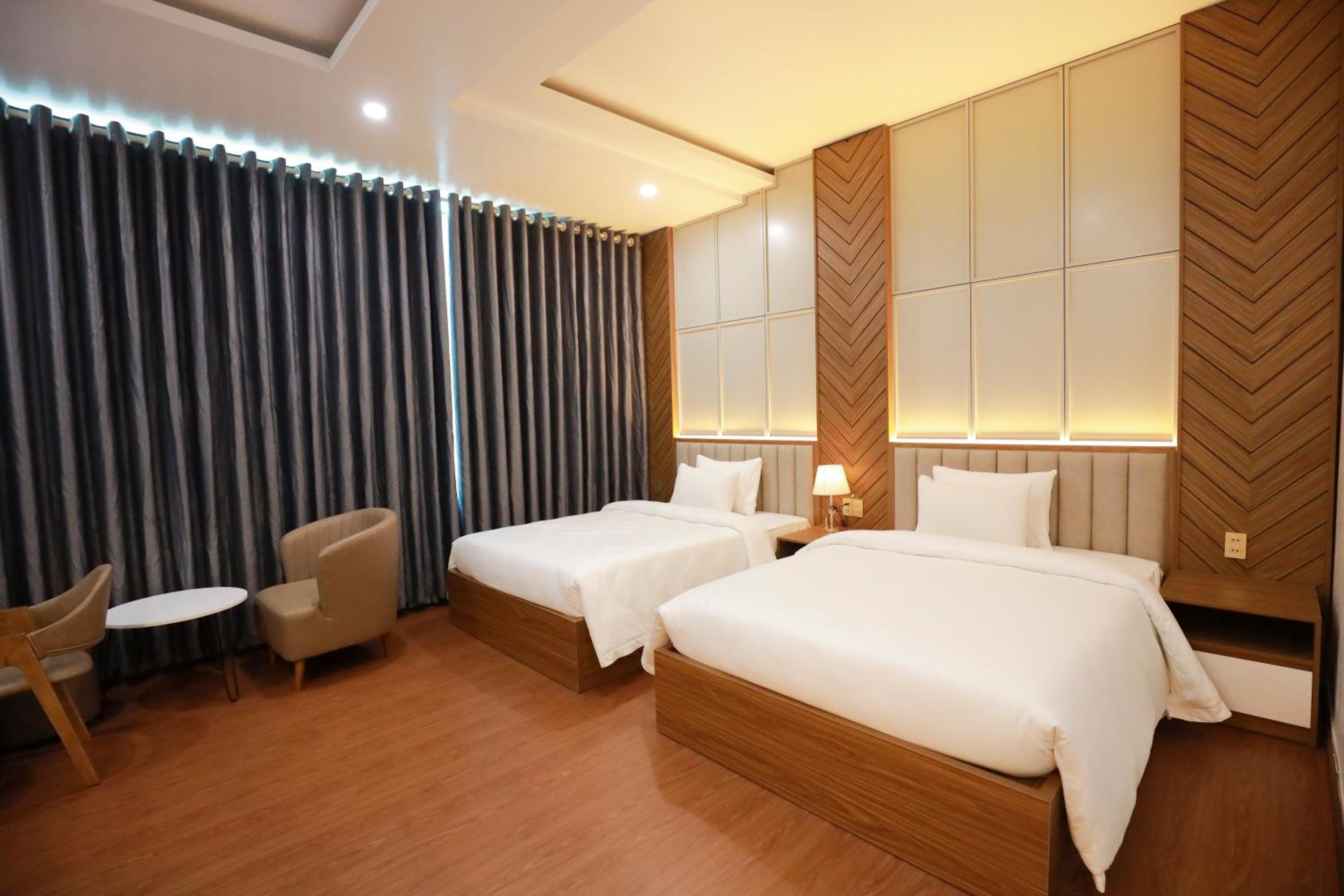 Twin Room with City View photo 1