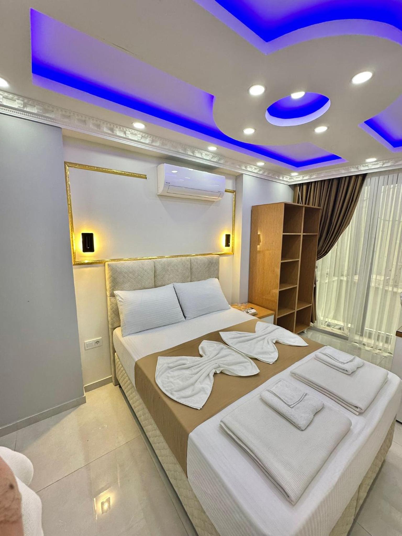 Superior Queen Room