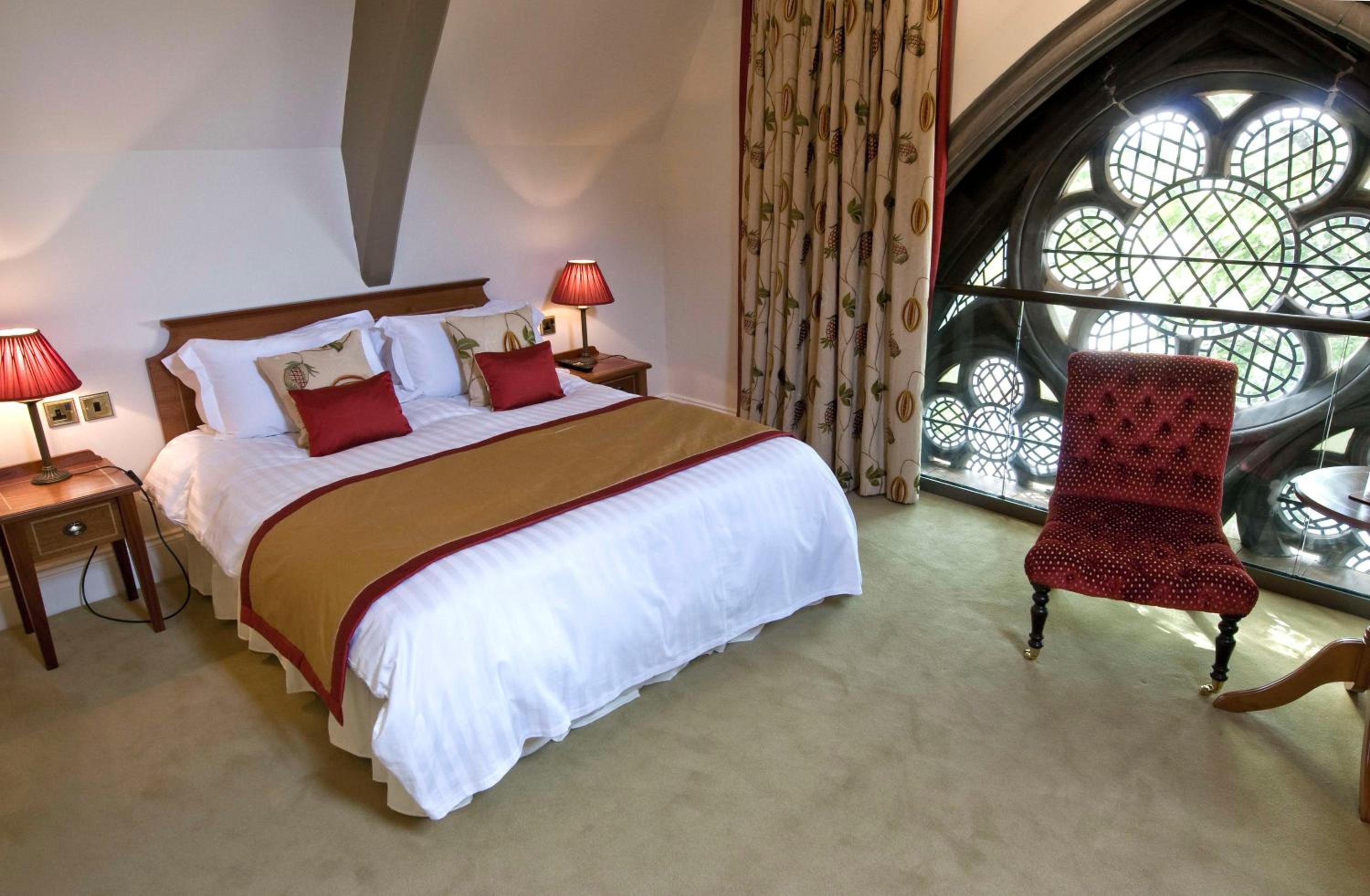 Master Red Room  - Photo 4