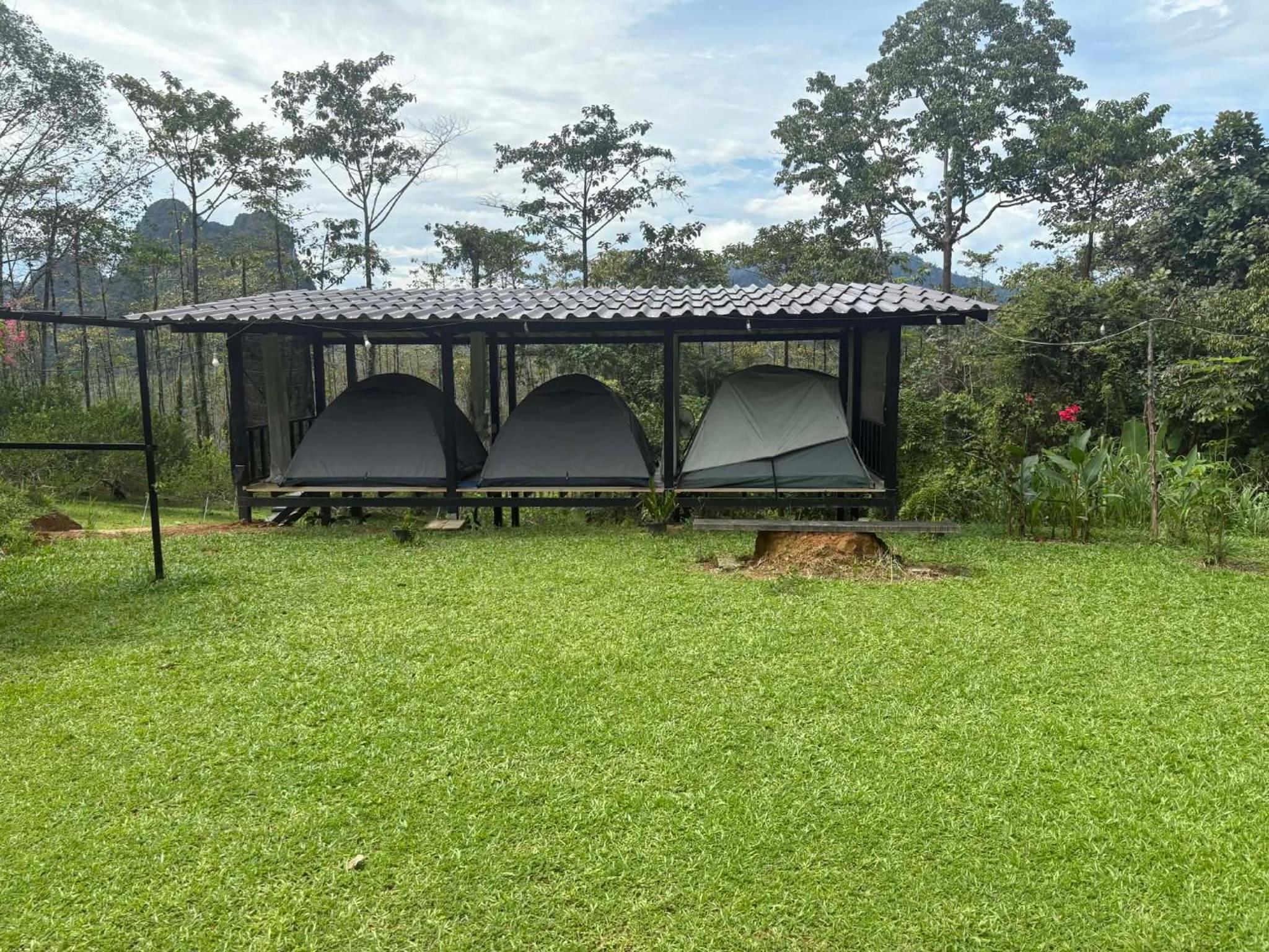 Double Tent photo 3