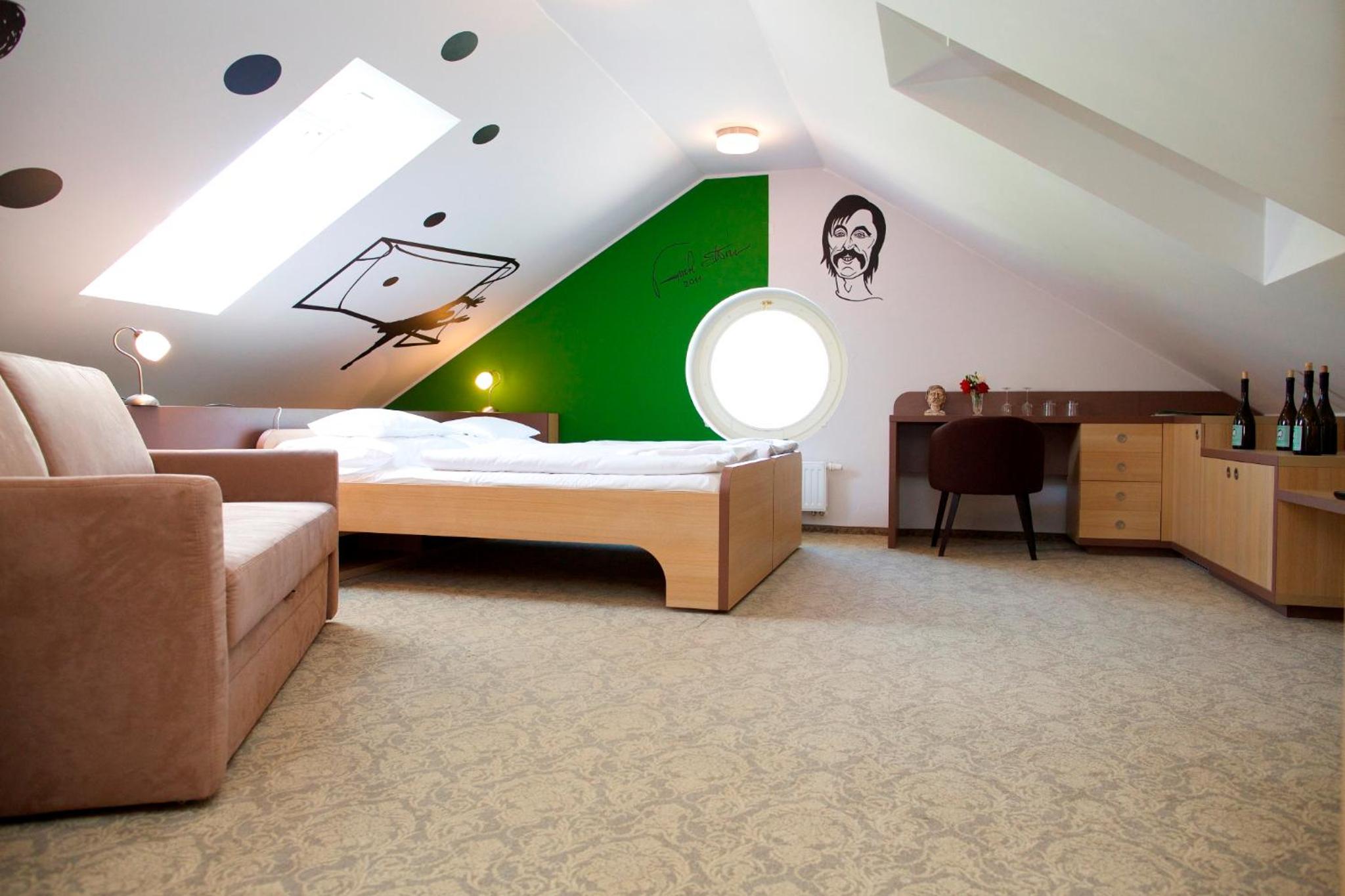 Standard Double or Twin Room - Photo 2