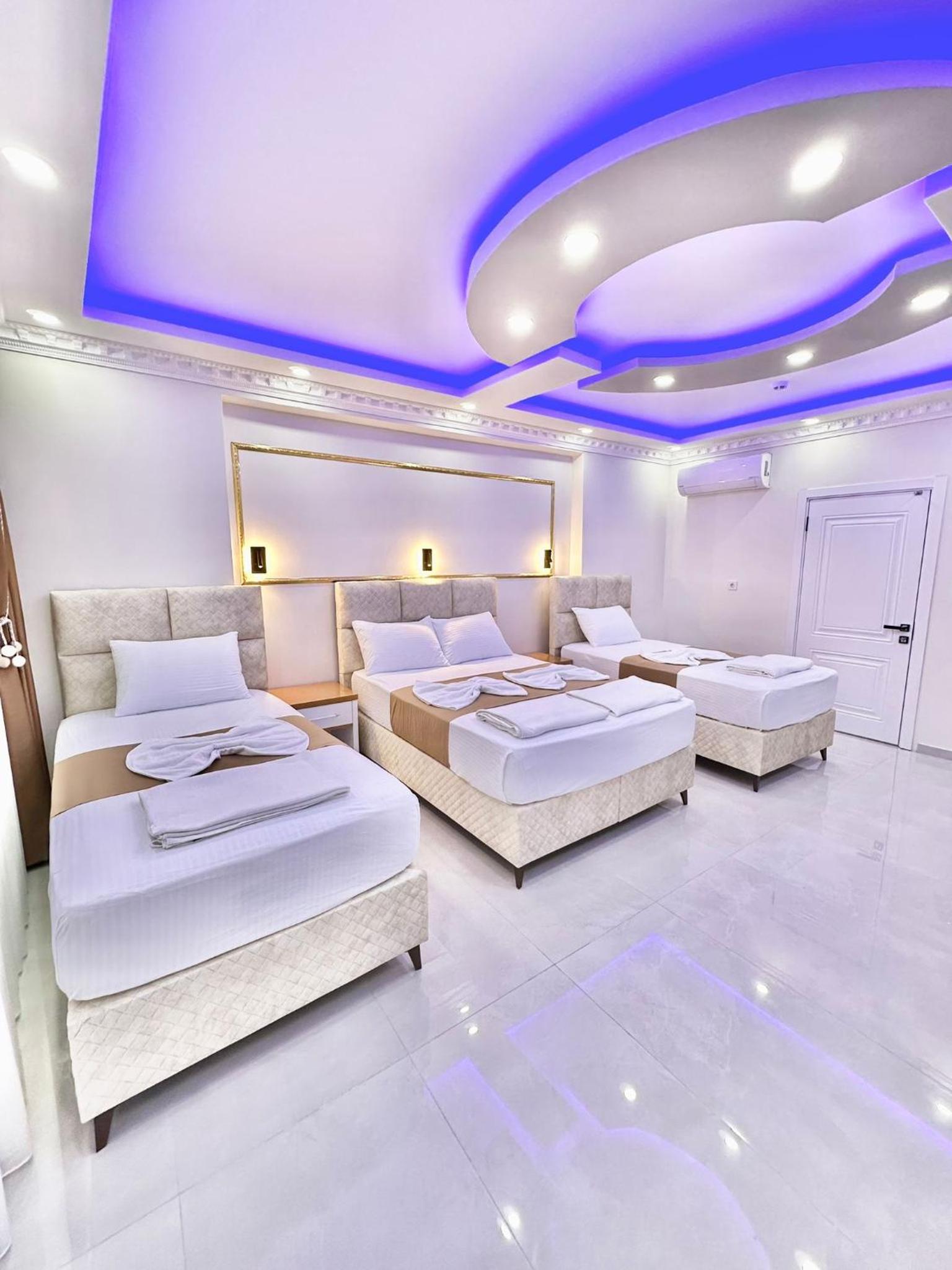 Deluxe Quadruple Room photo 2