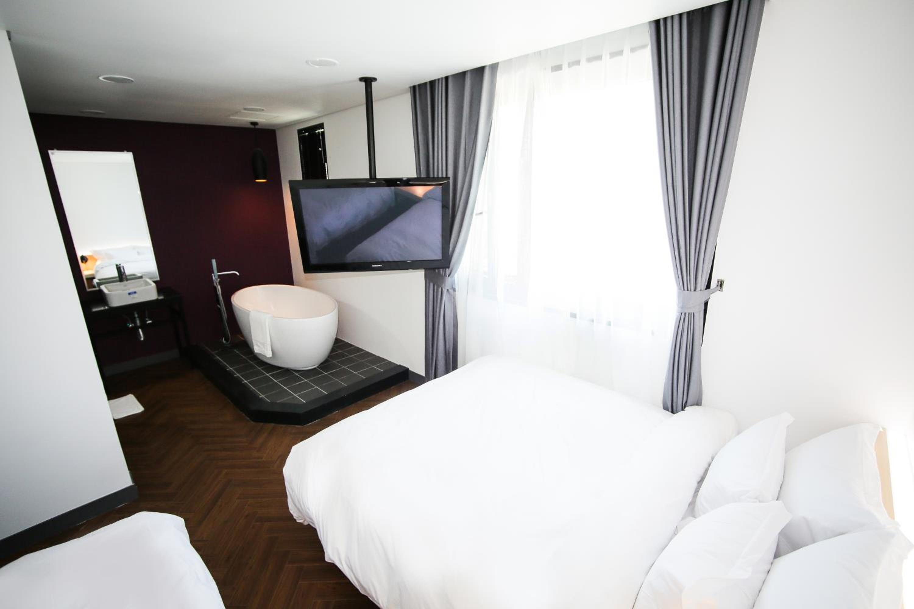Grand Room photo 3