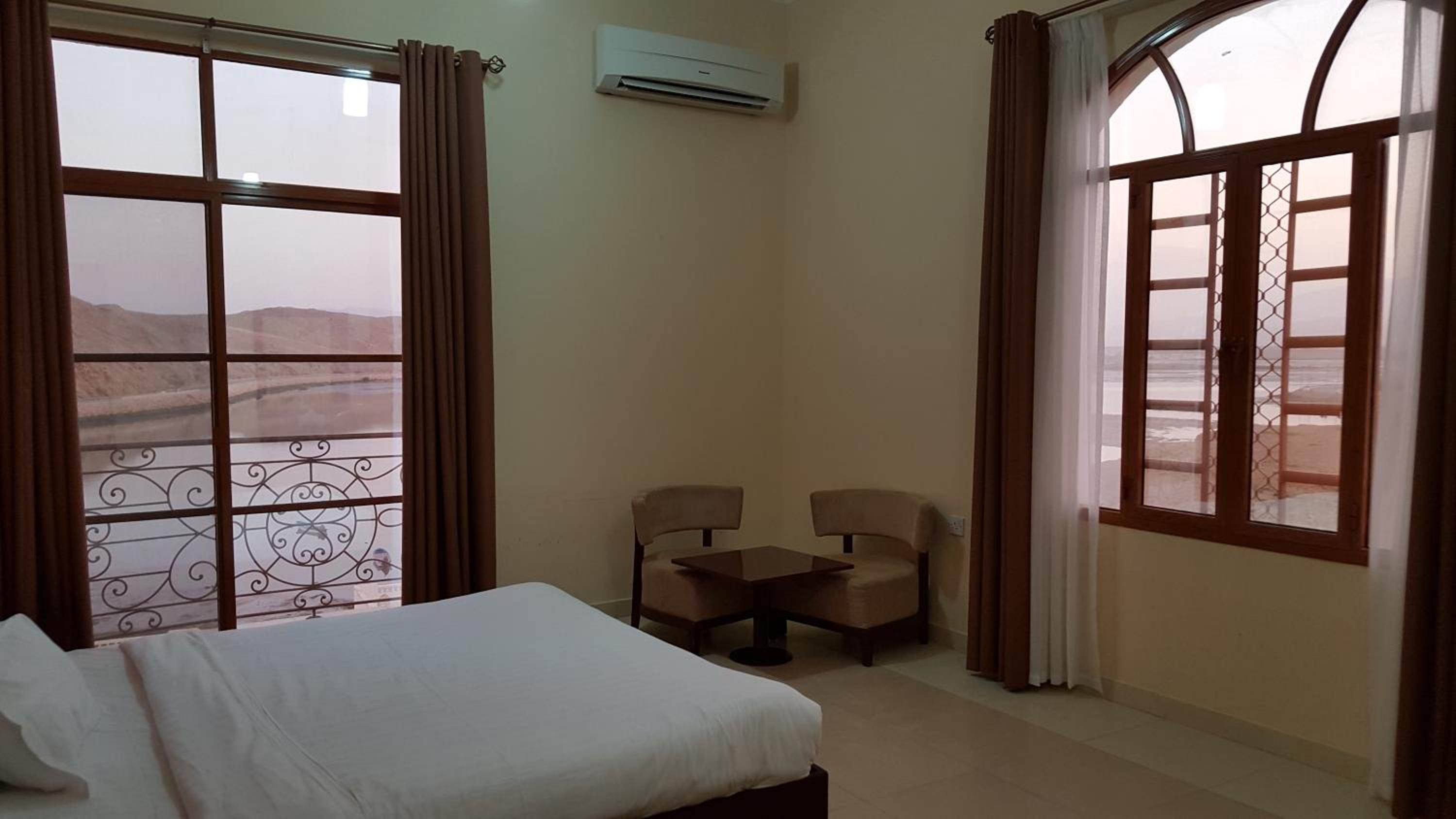 Standard Double Room with Sea View - Photo 11