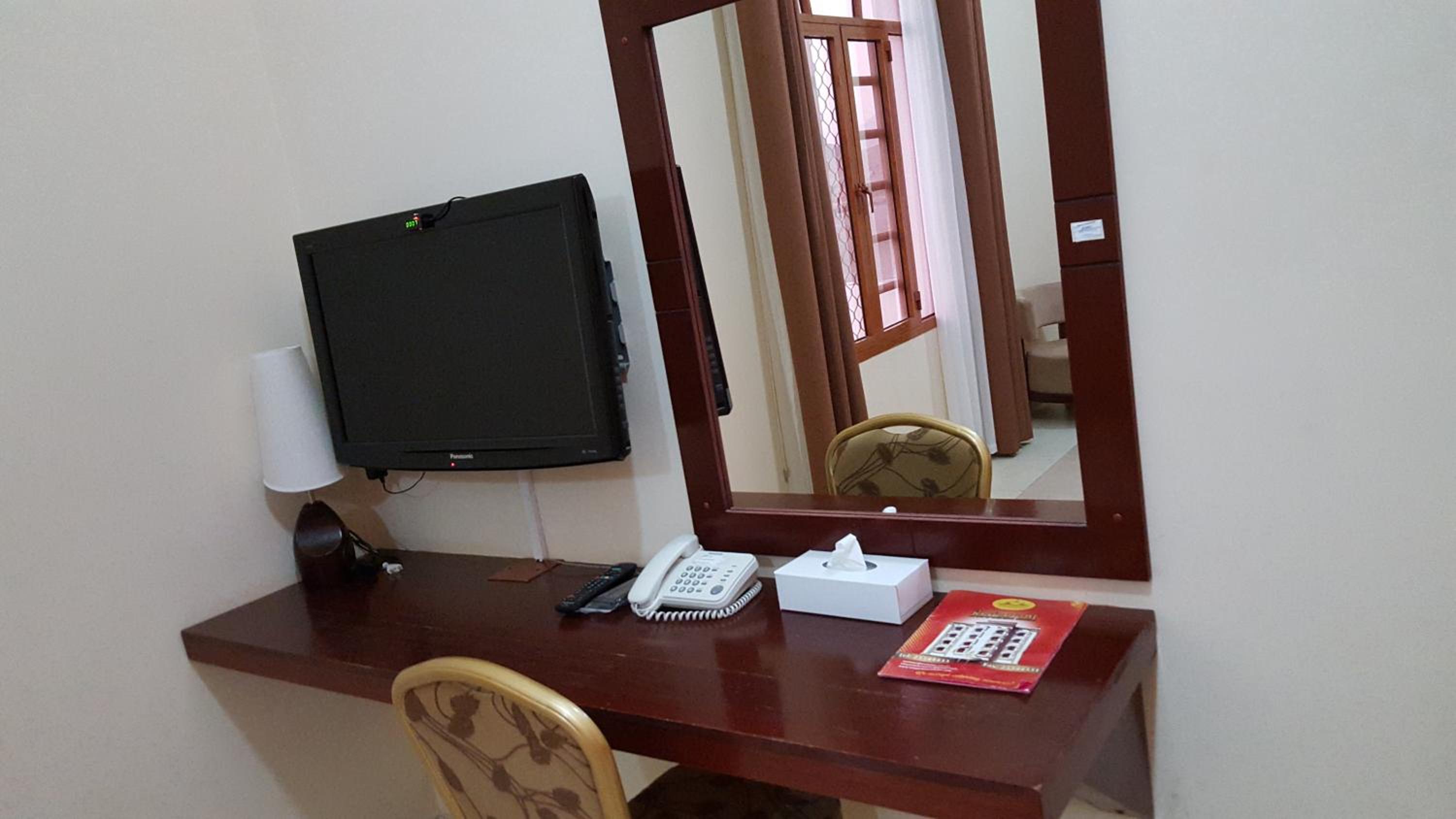 Double Room - Photo 17