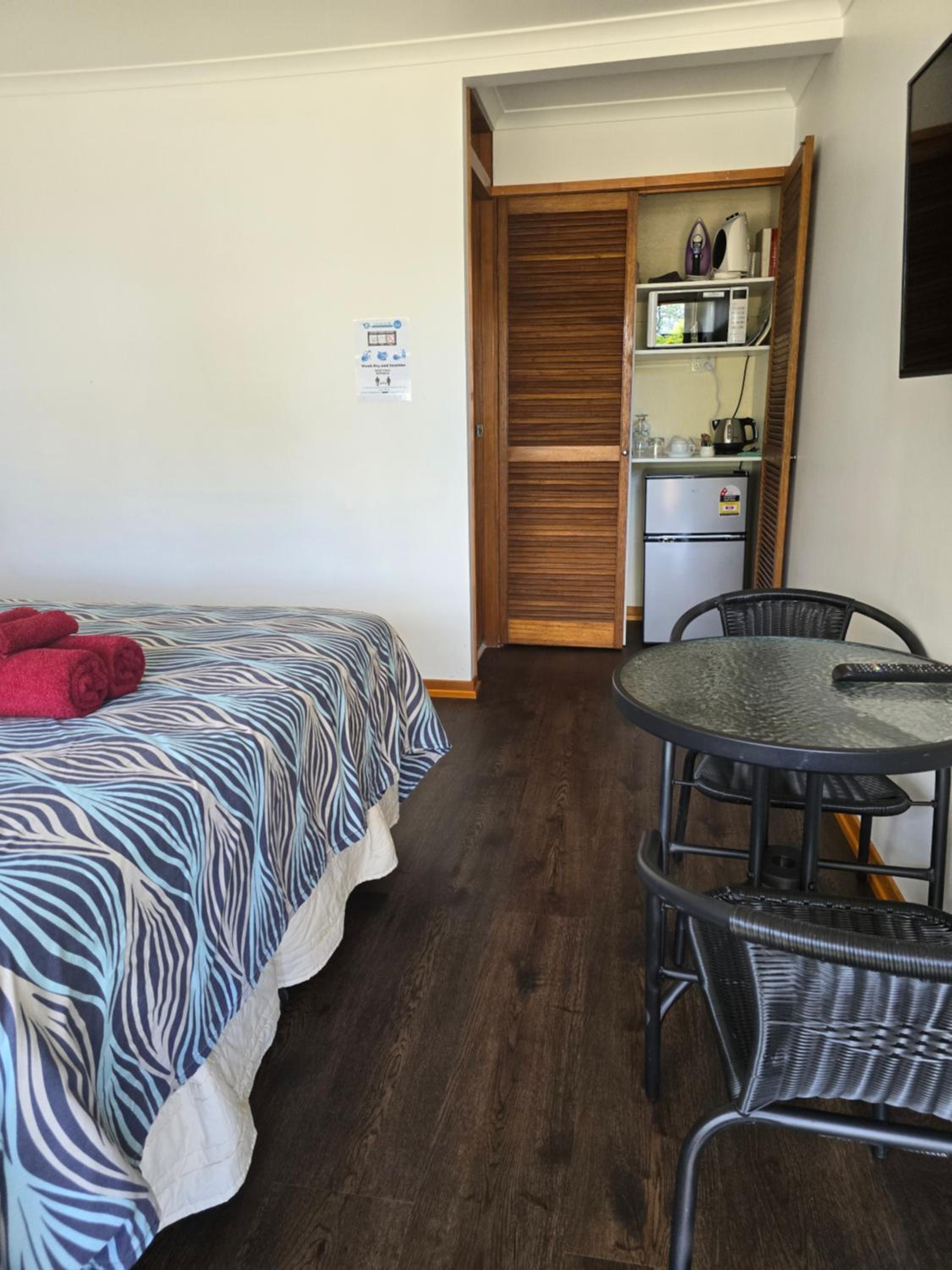 Standard Double or Twin Room with Sea View