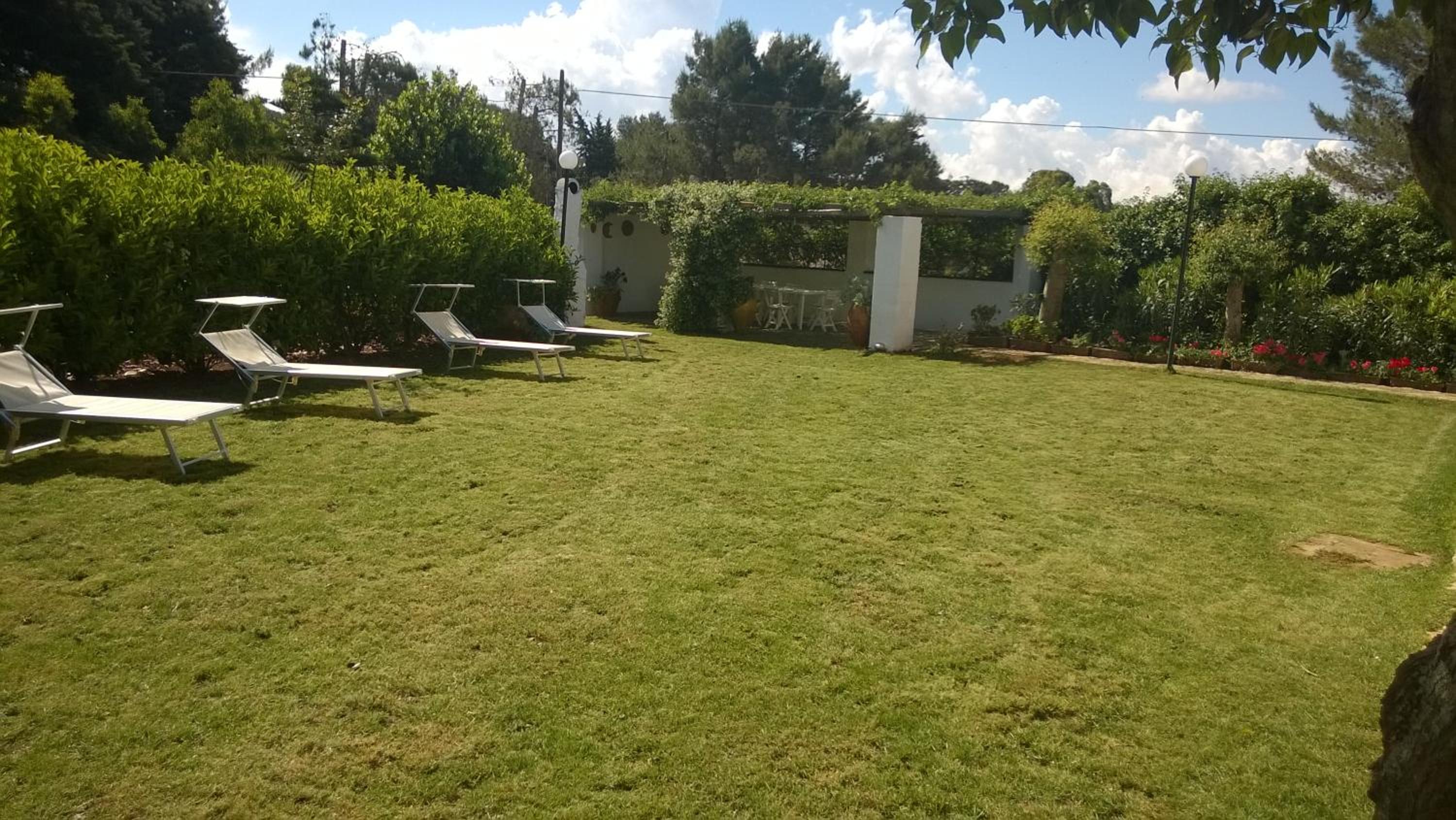 Apartment with Garden View - Photo 16