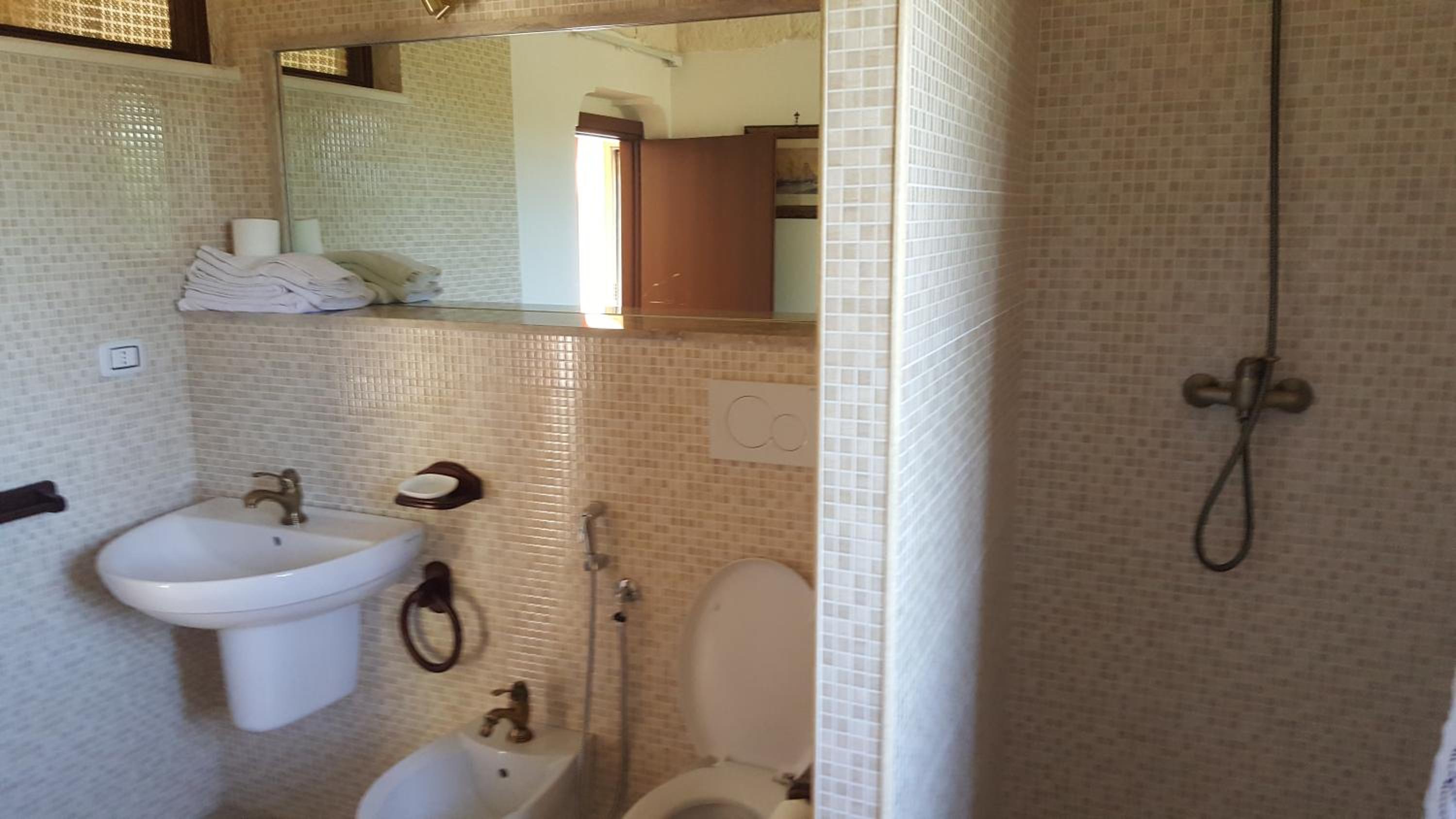 Apartment with Garden View - Photo 14