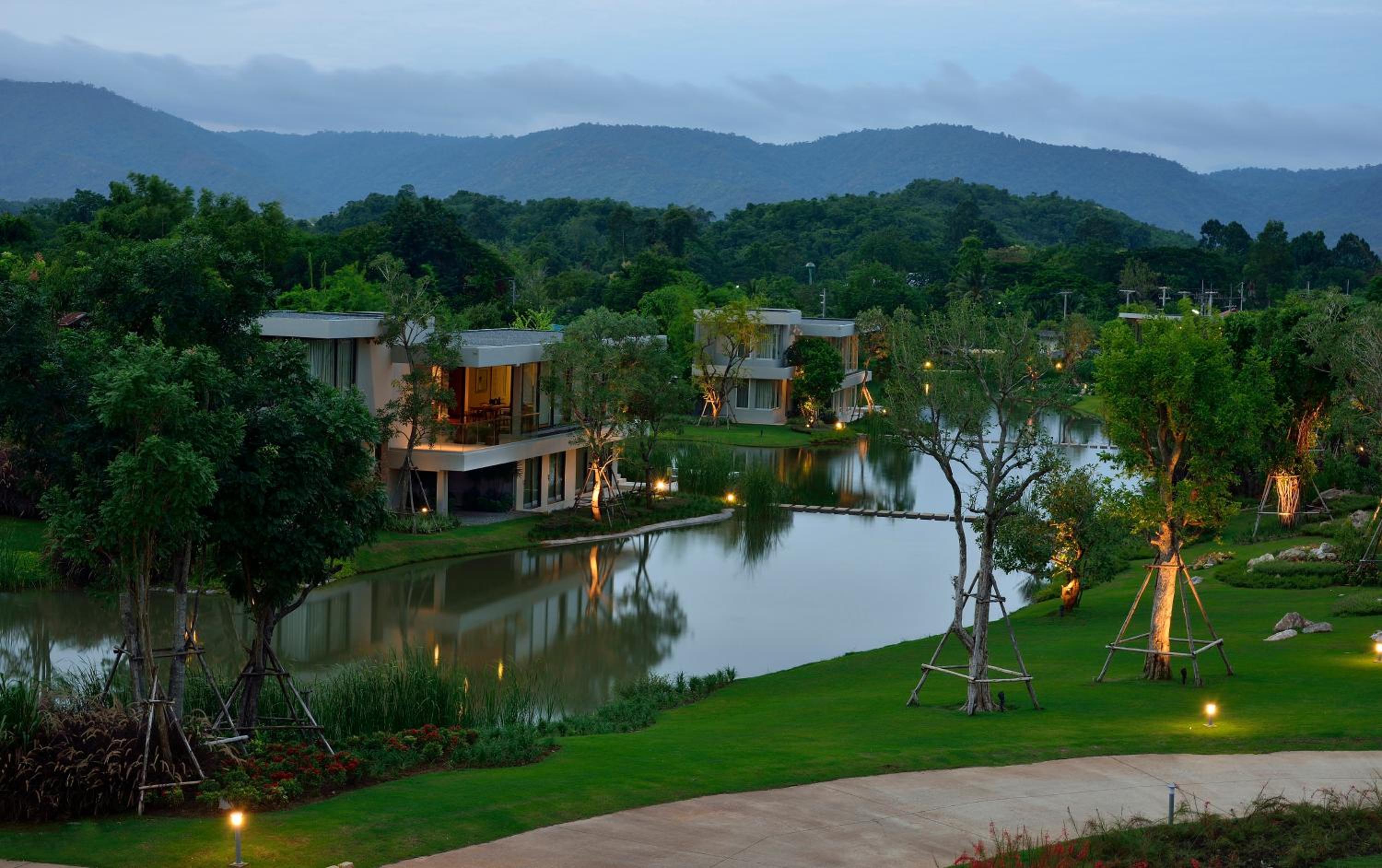Three-Bedroom Villa - Photo 10