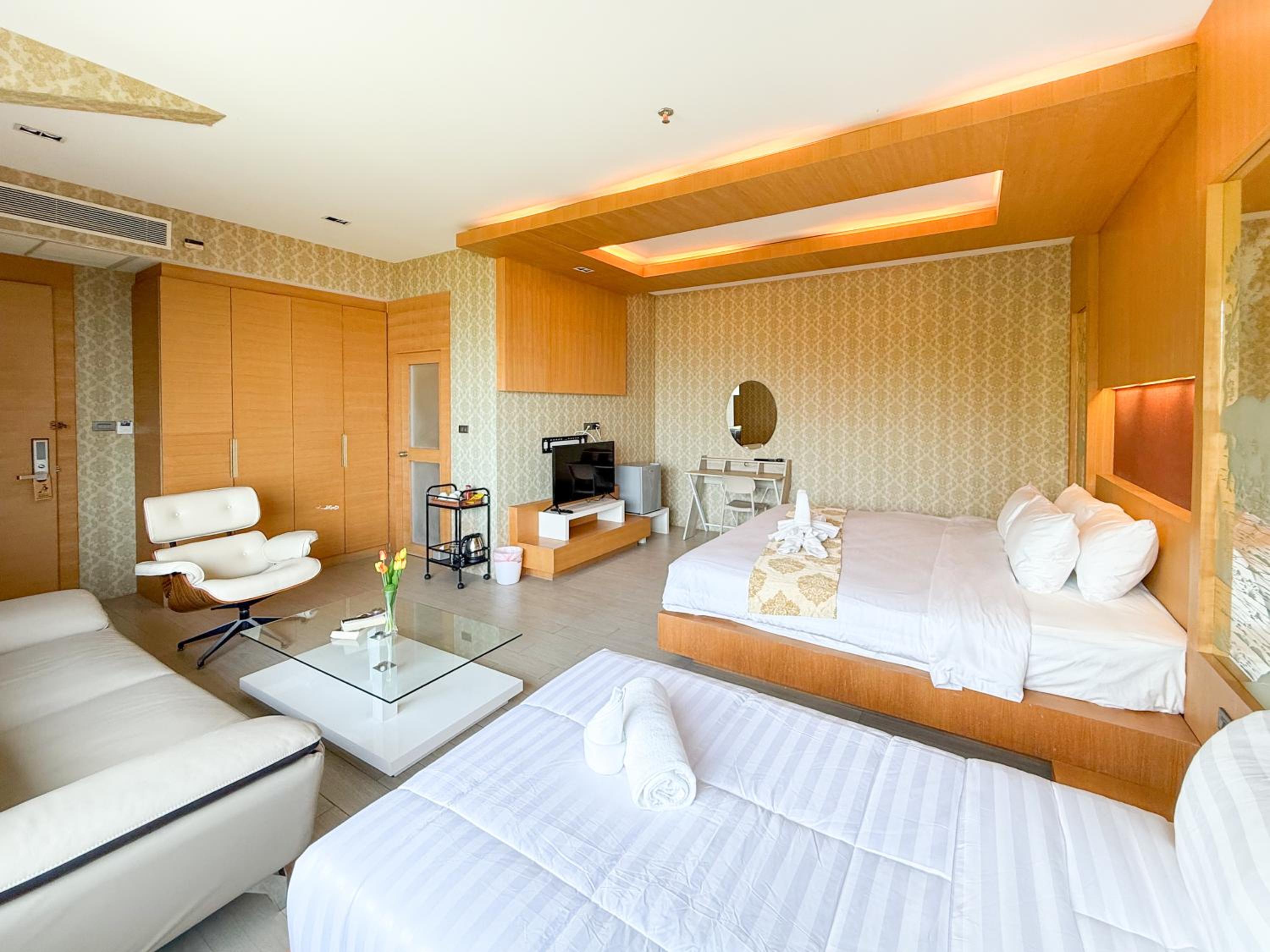 Triple Room with Sea View