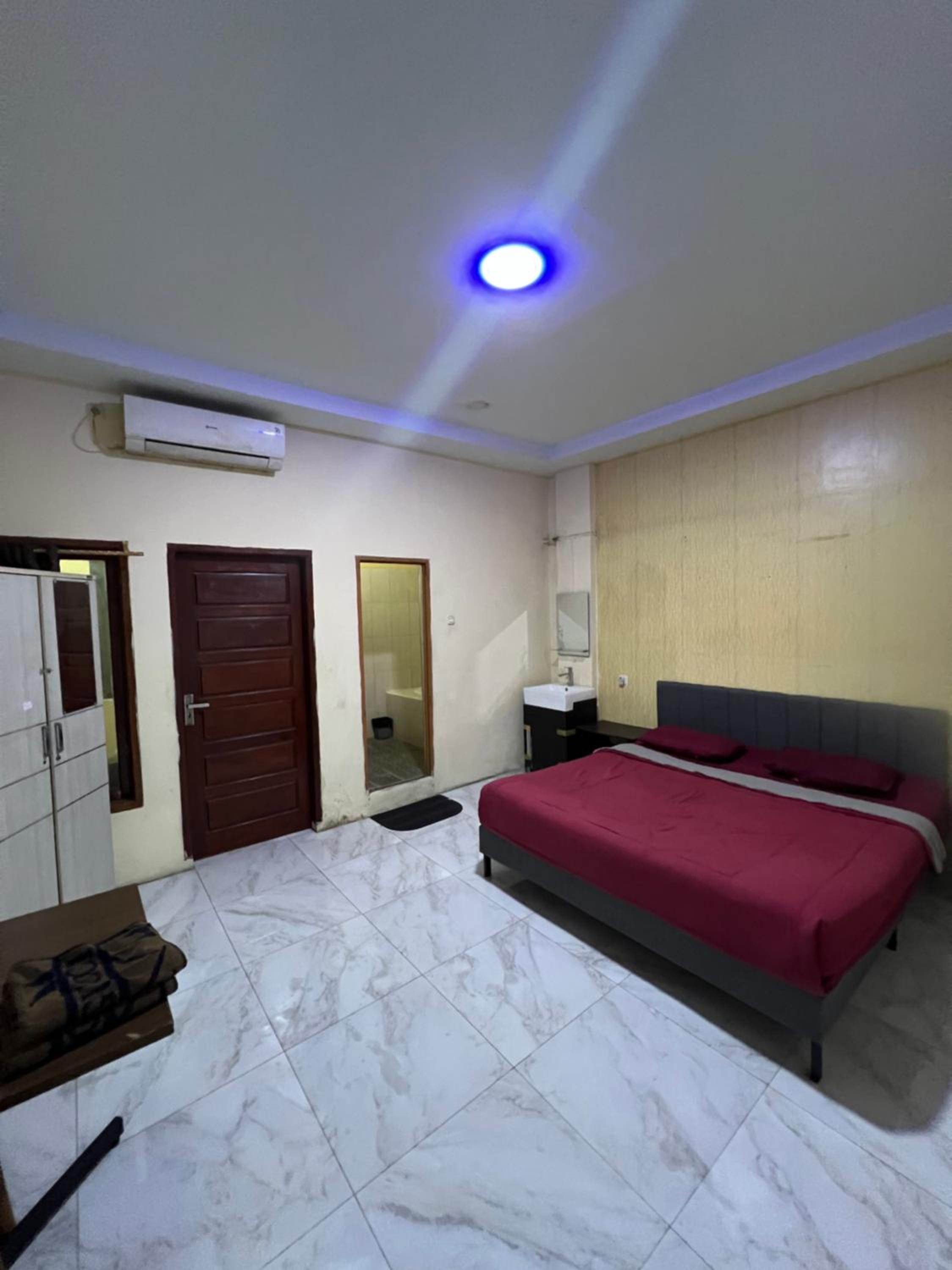 Deluxe Double Room with Bath photo 2
