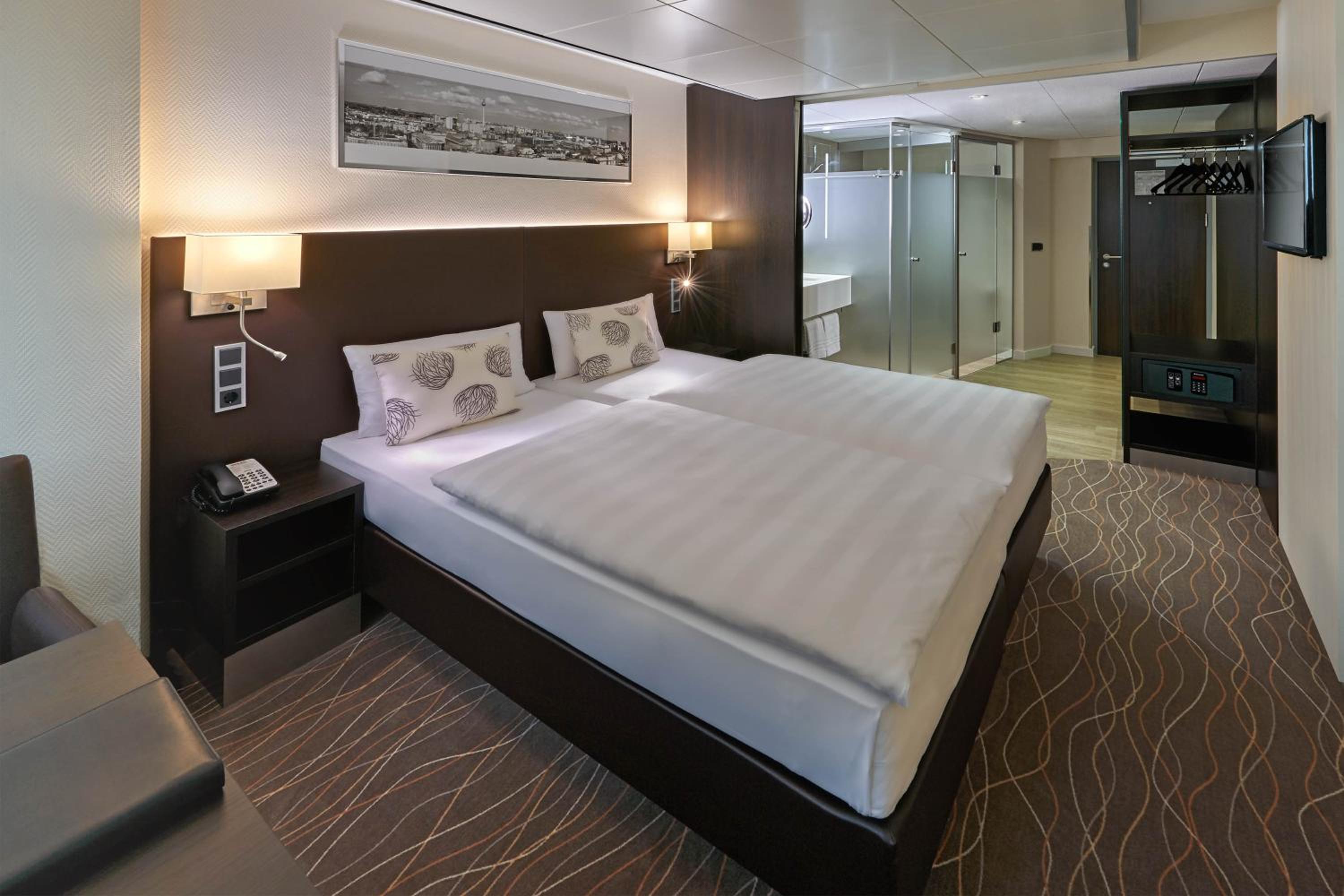 Double Room - Photo 7