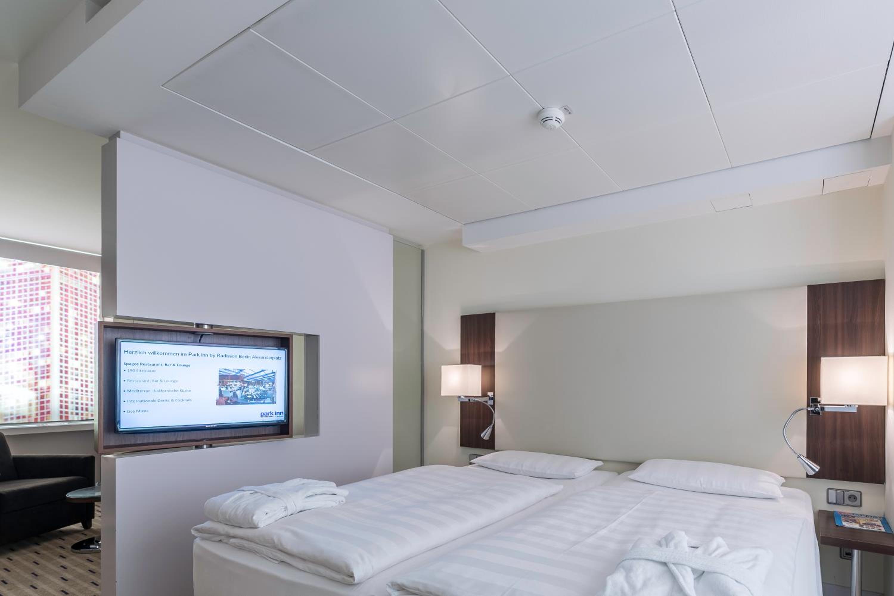 Color Suite (Windowless Suite) - Photo 11
