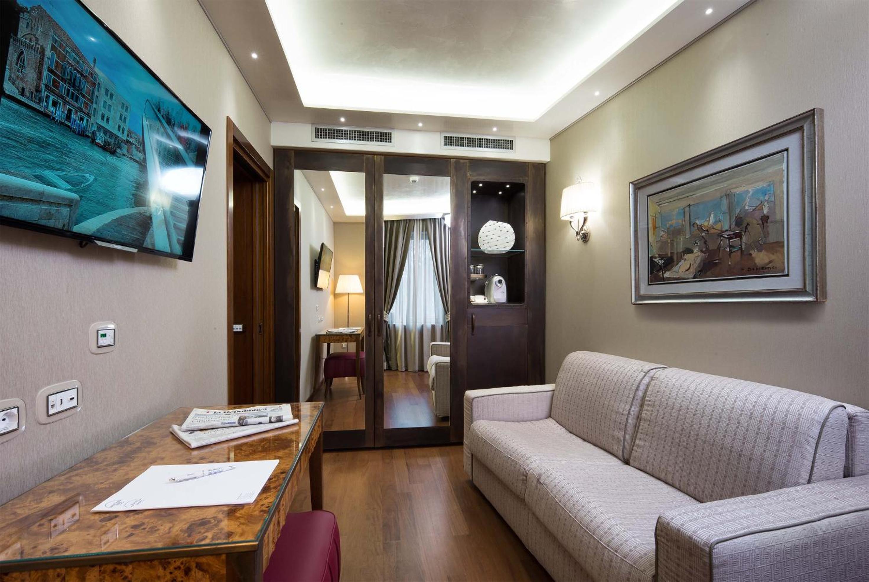 Suite with City View