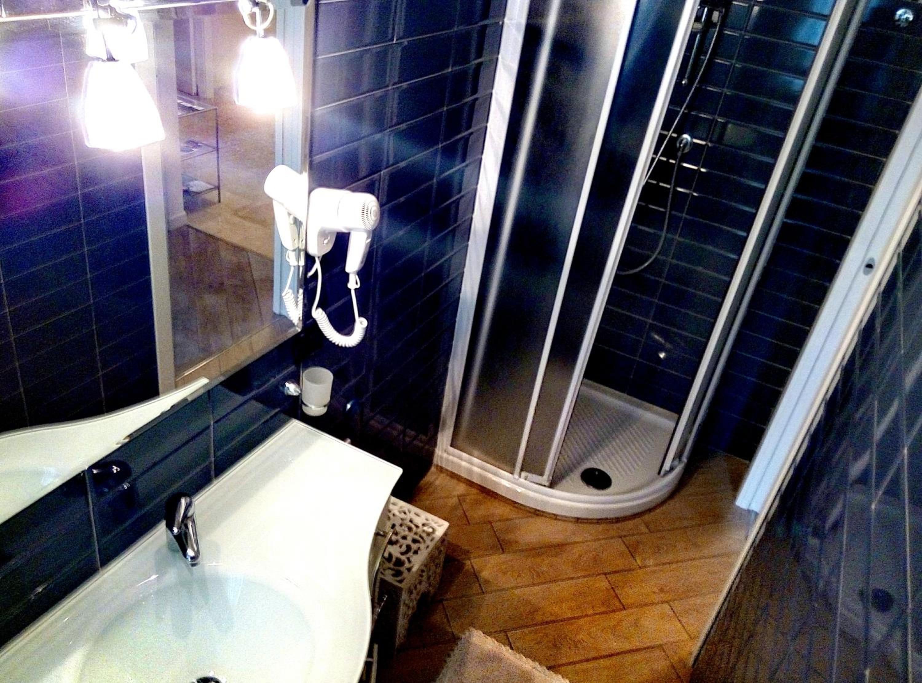 Single Room with Private External Bathroom photo 3