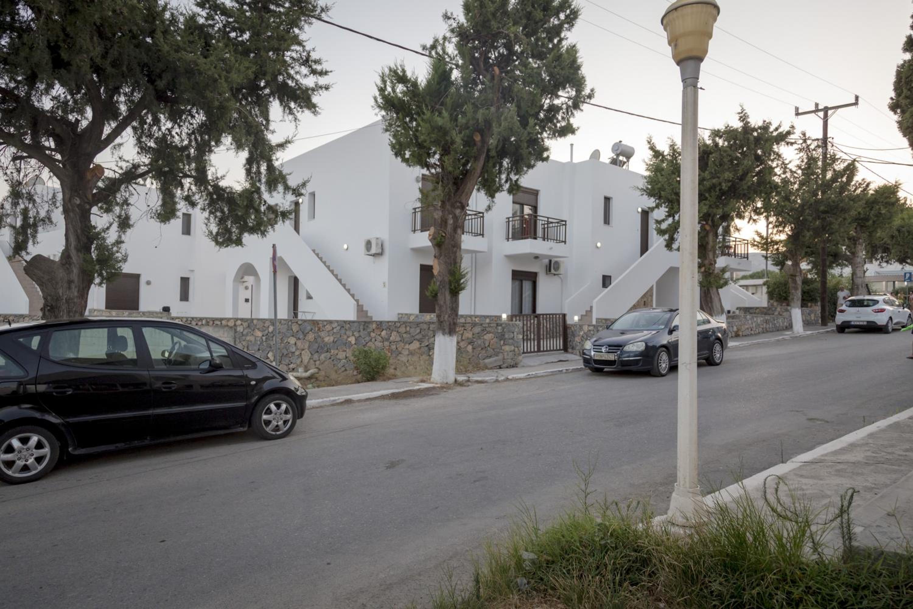 Villa photo 2