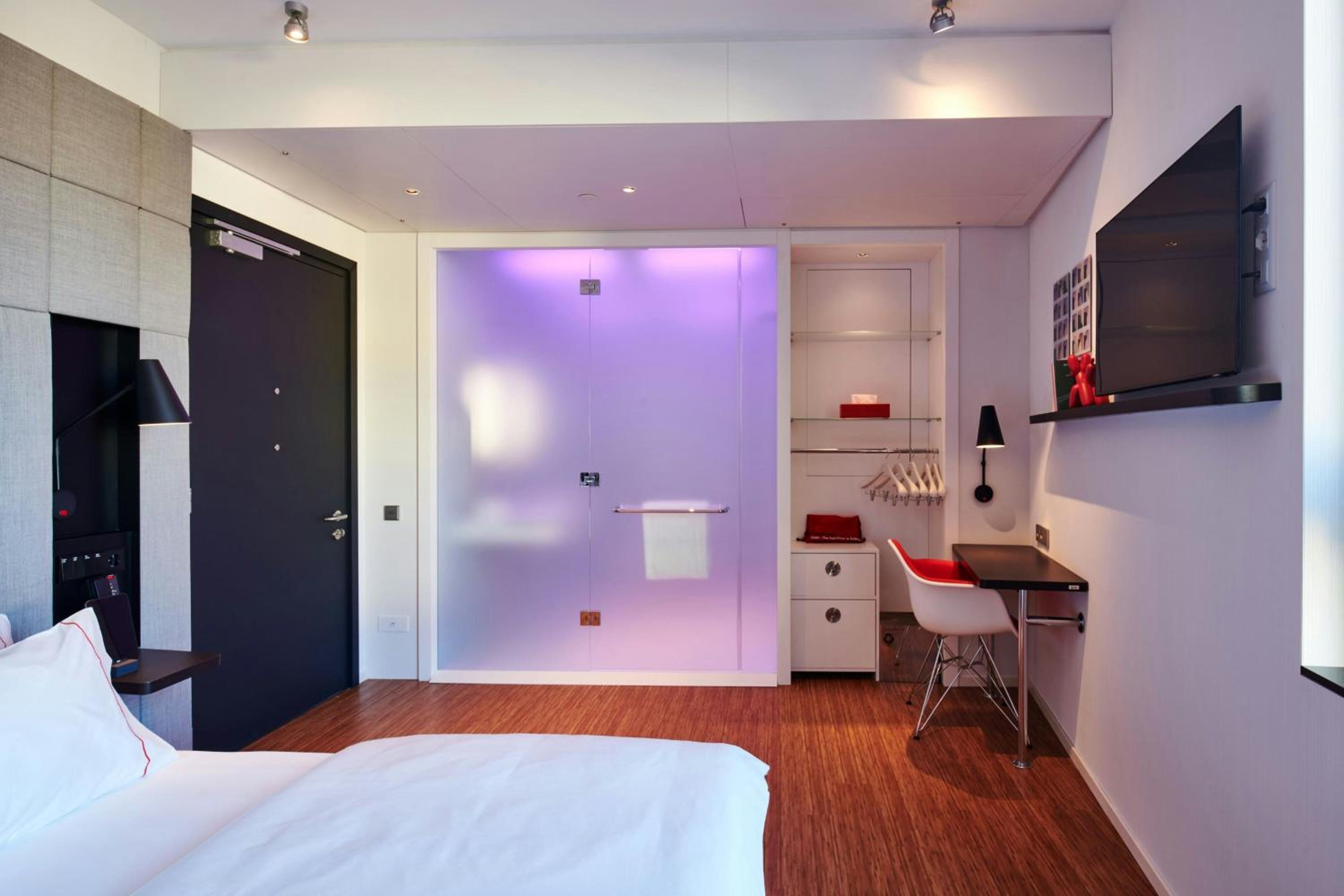 Available room