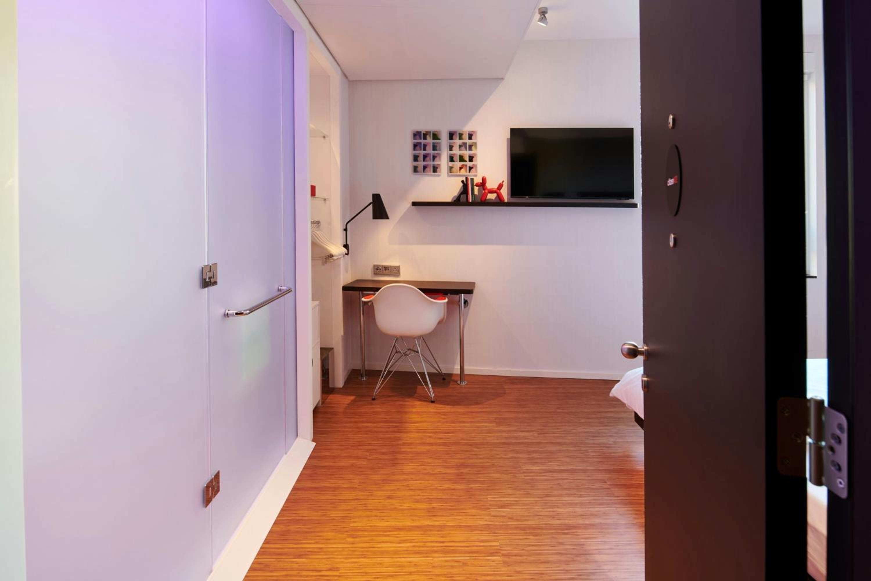 Available room