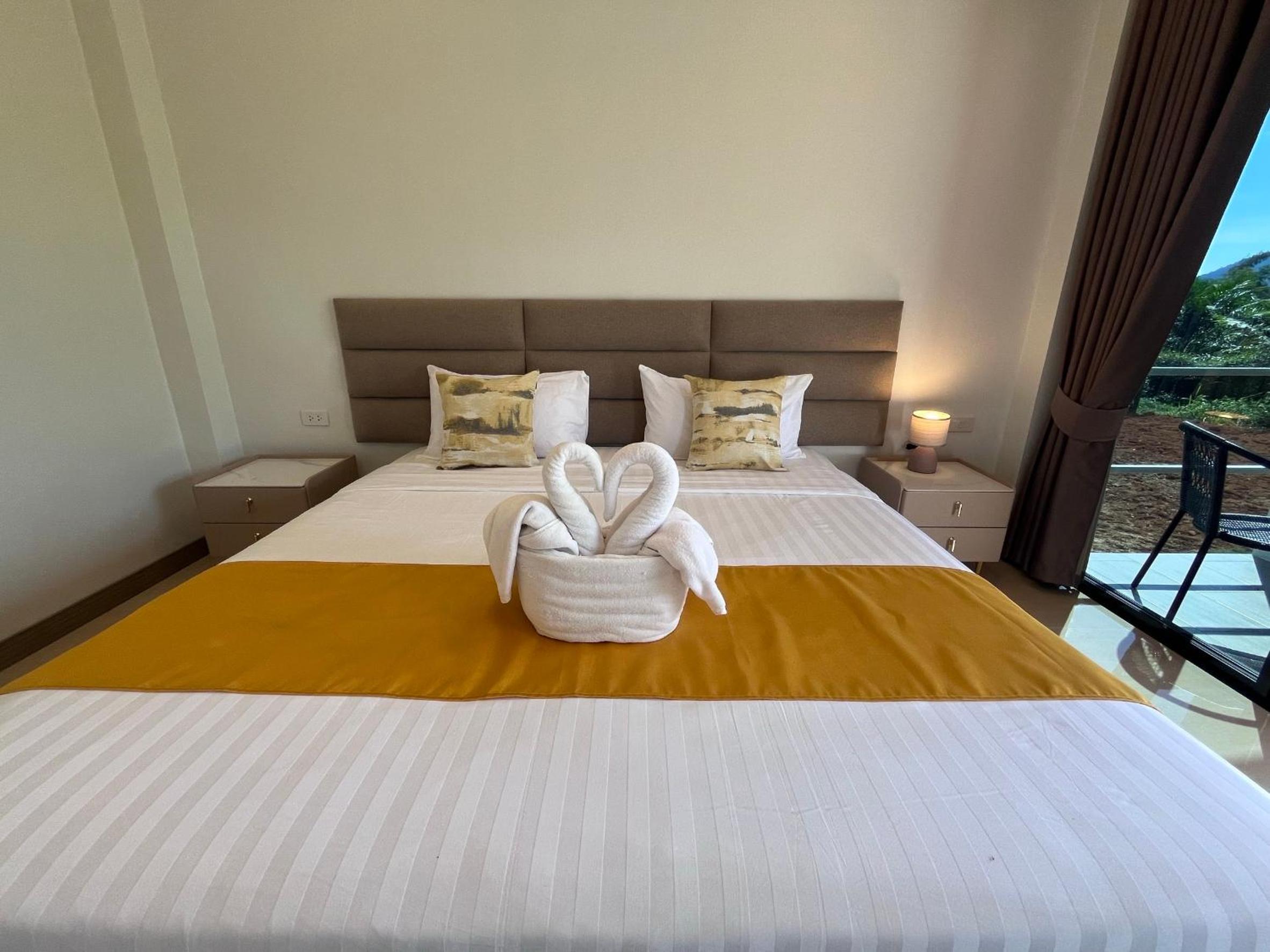 Double Room with Garden View - Photo 11