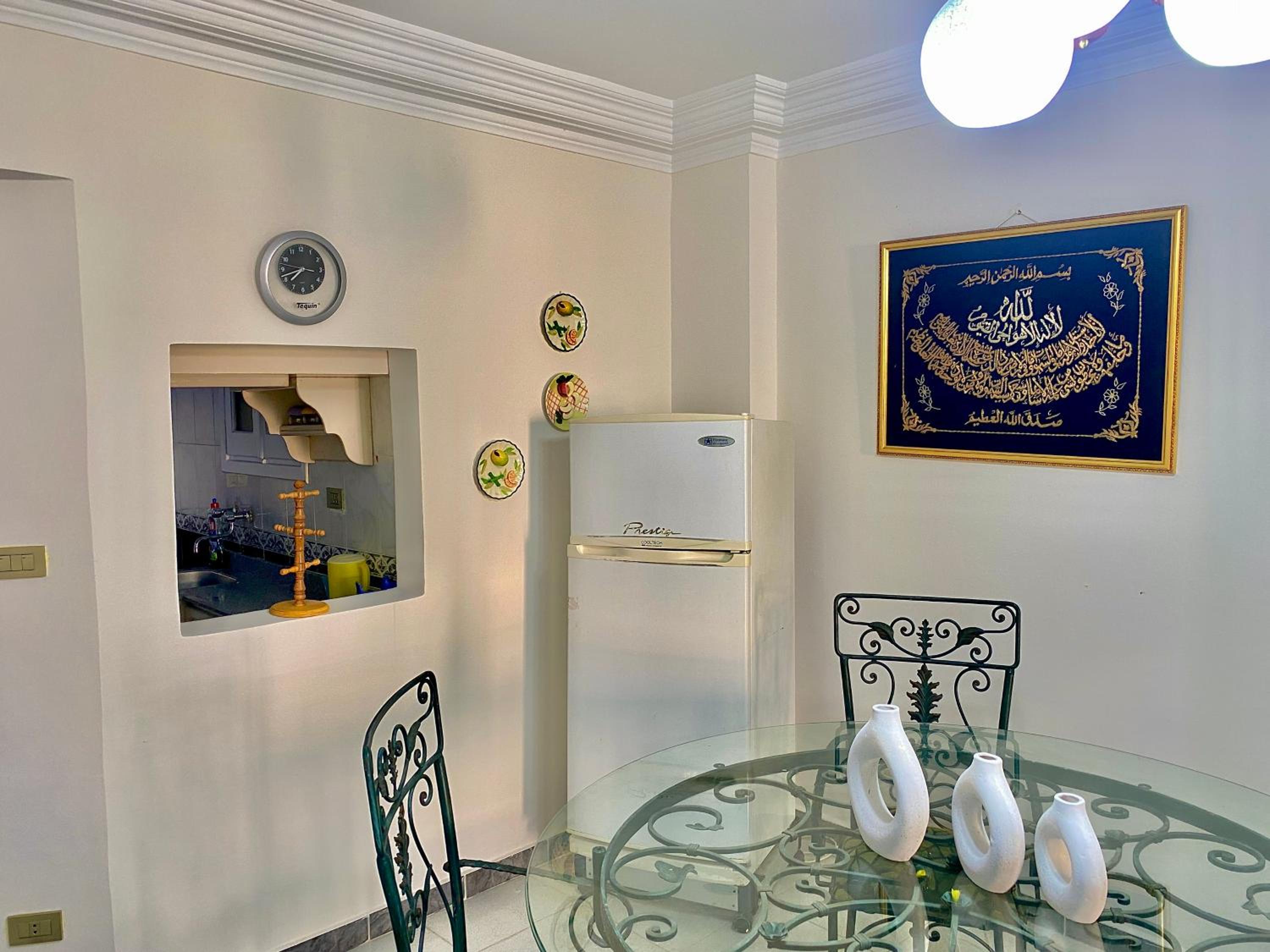 Three-Bedroom Apartment with Sea View photo 3