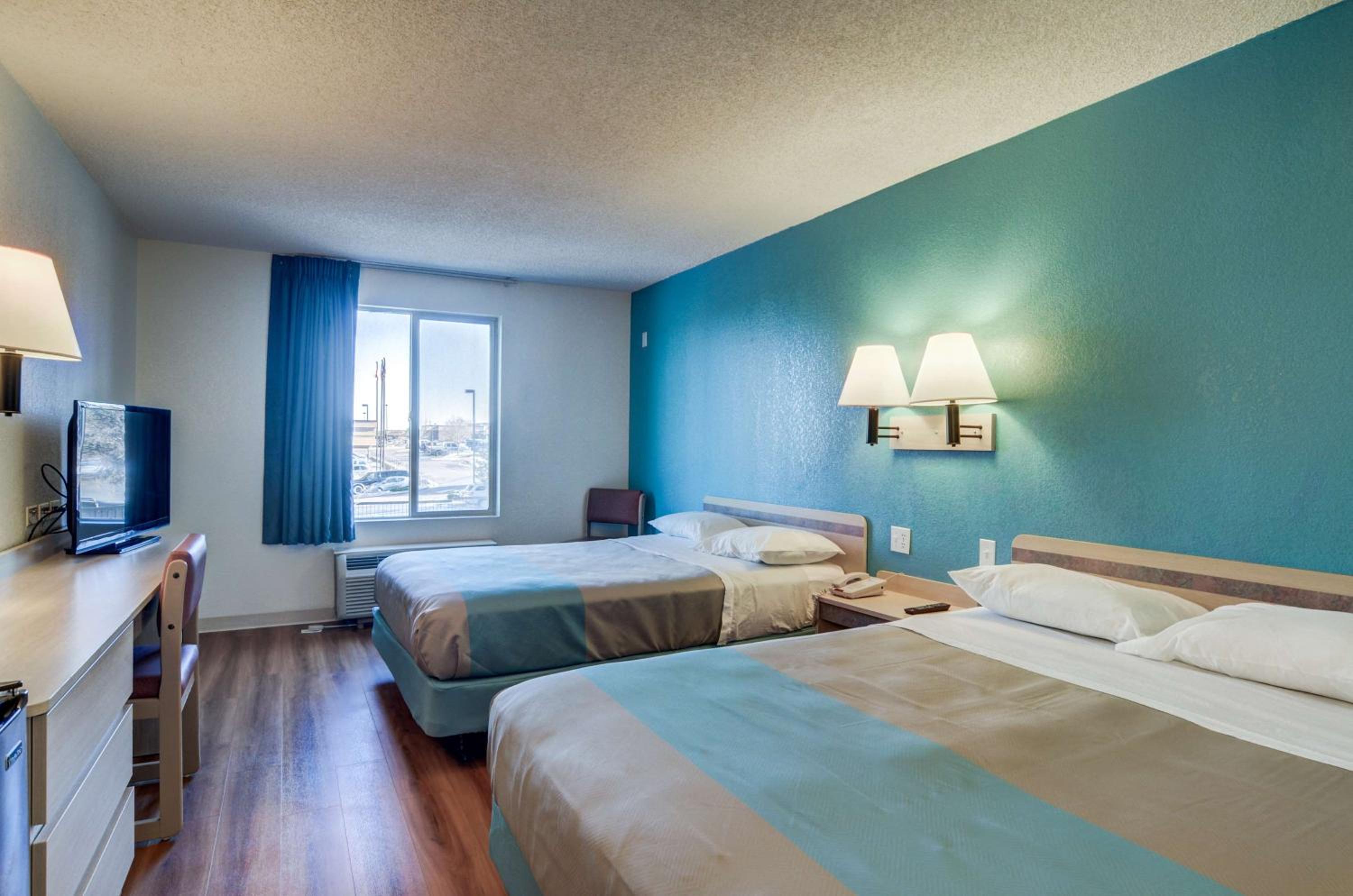 Queen Room with Two Queen Beds - Non-Smoking