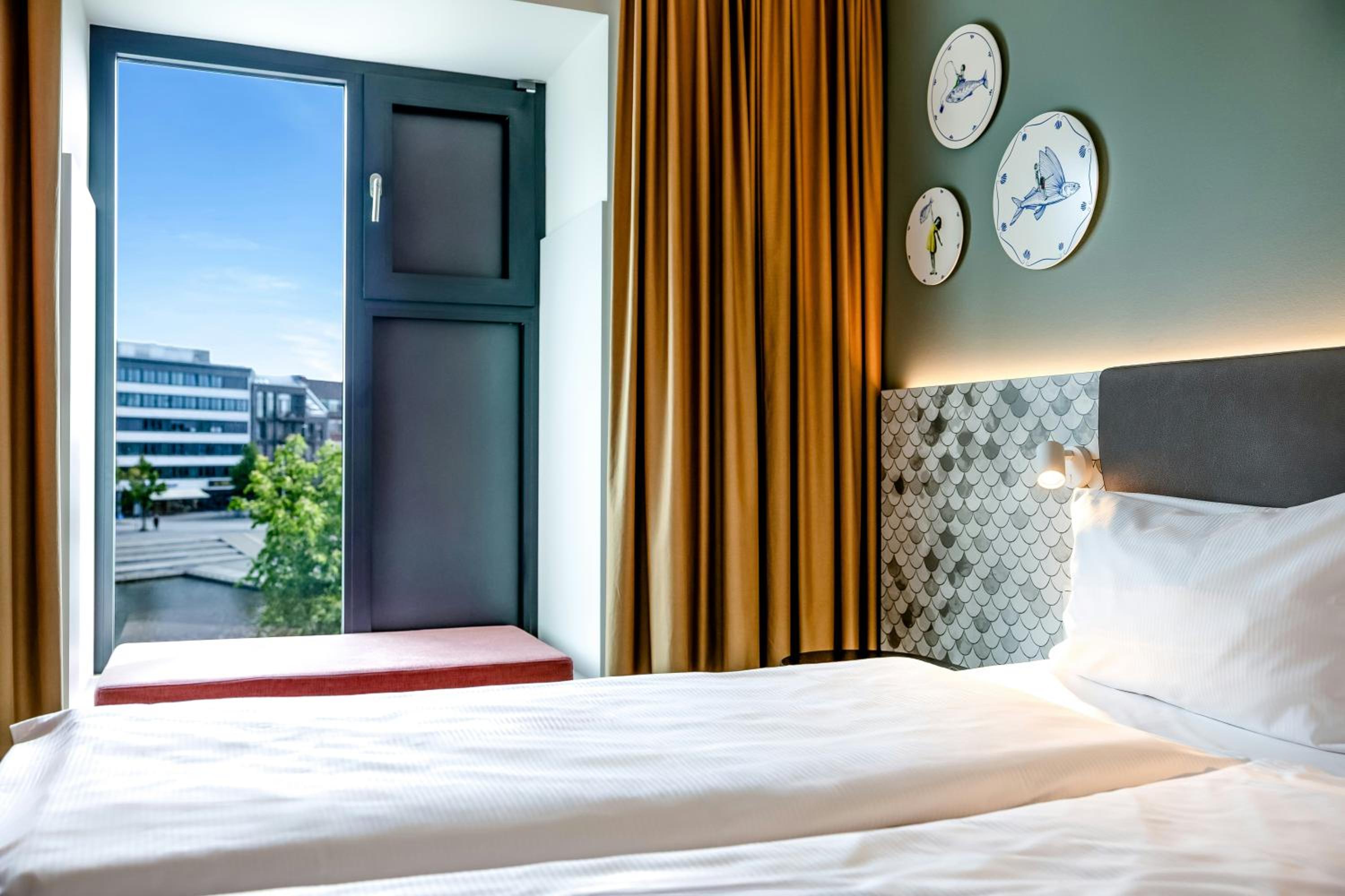 Standard Double Room with View