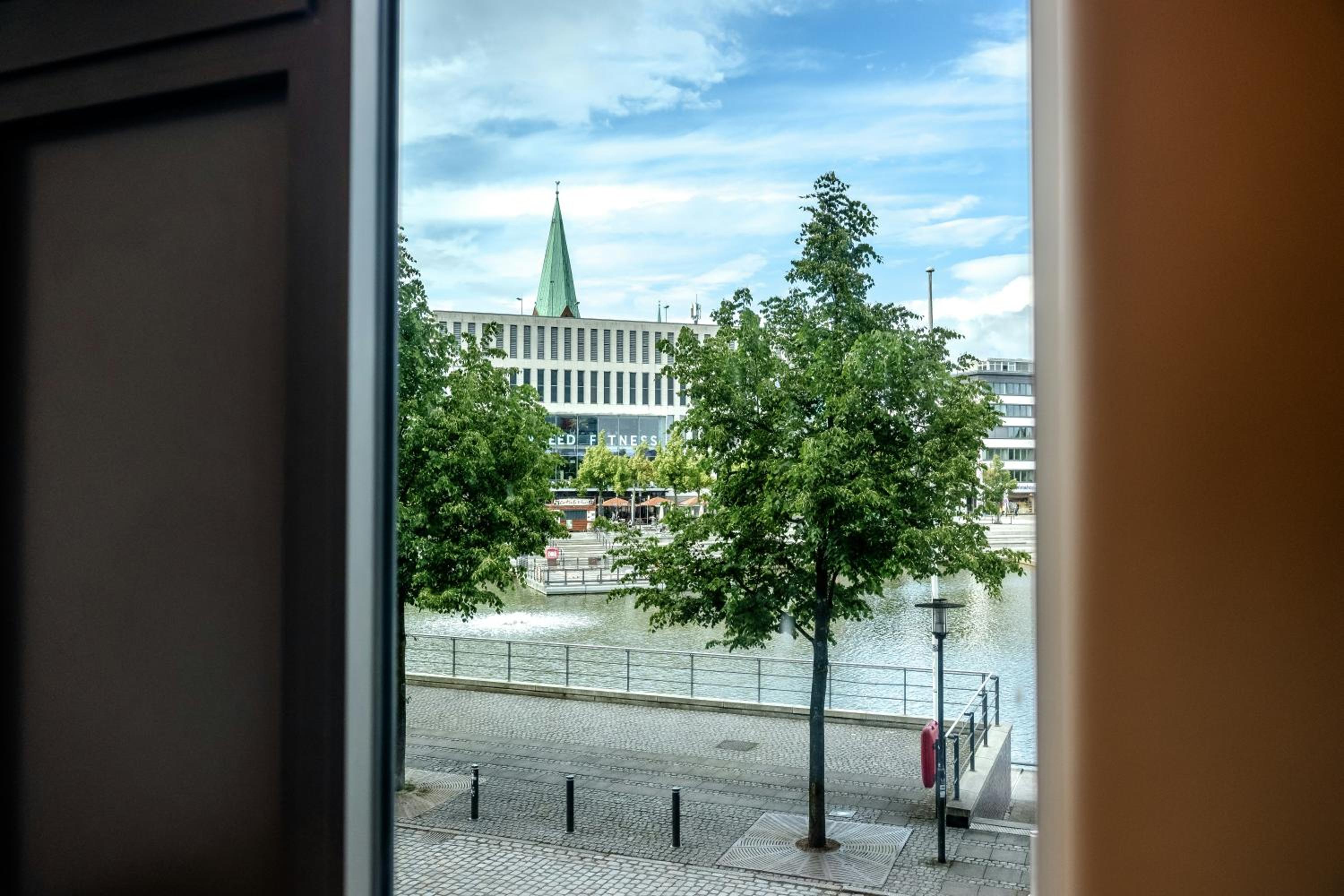 Standard Twin Room with View