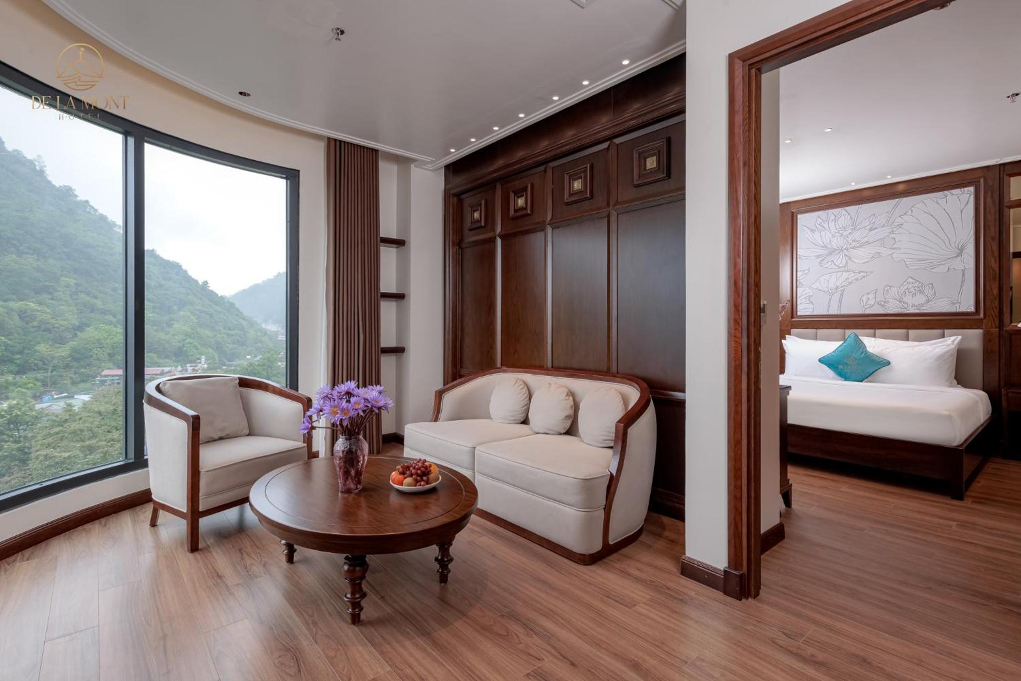 Suite with Mountain View photo 3
