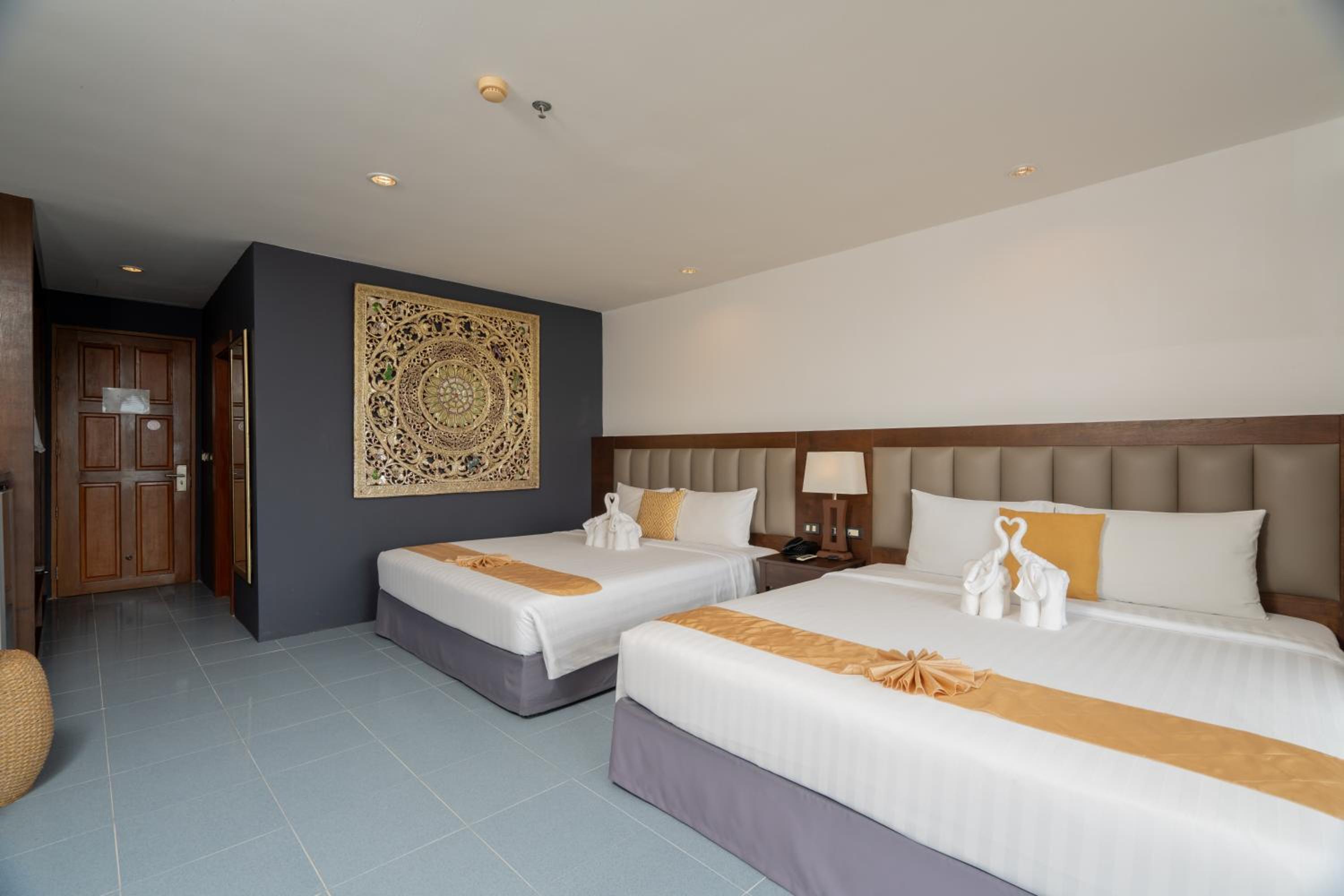 Signature Family Room with Sea View photo 2