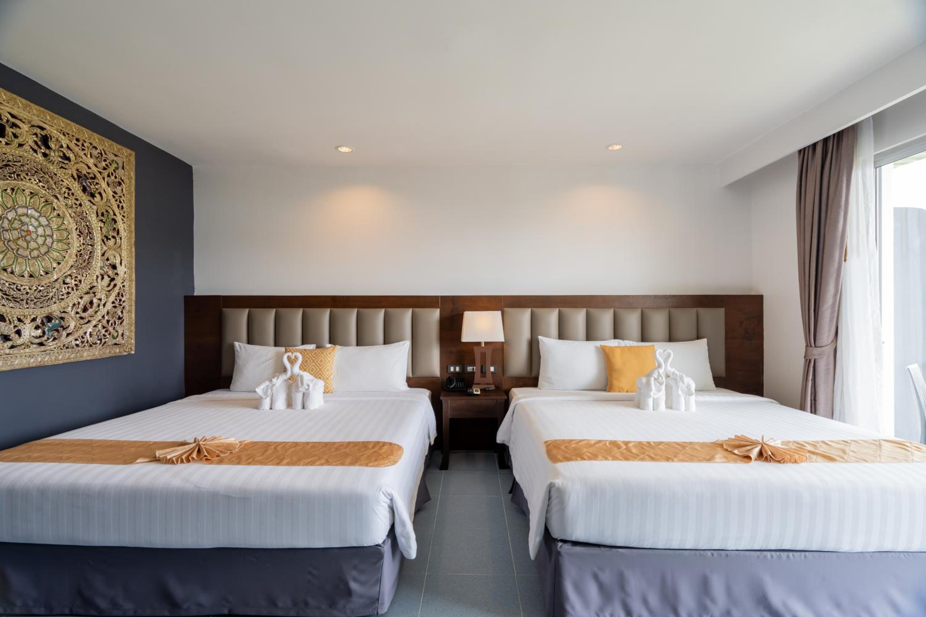 Signature Family Room with Sea View photo 3