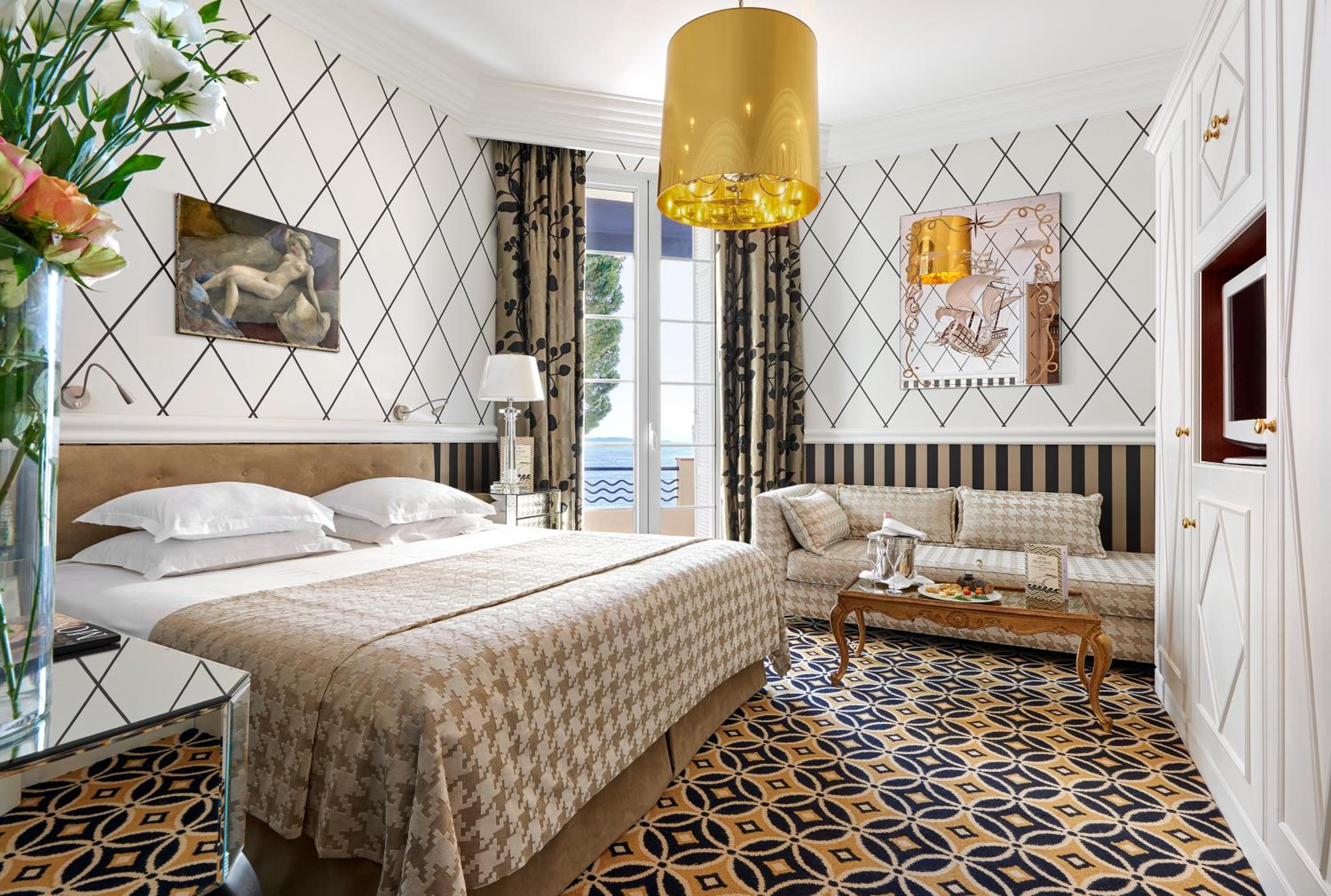 Deluxe Room with Sea View