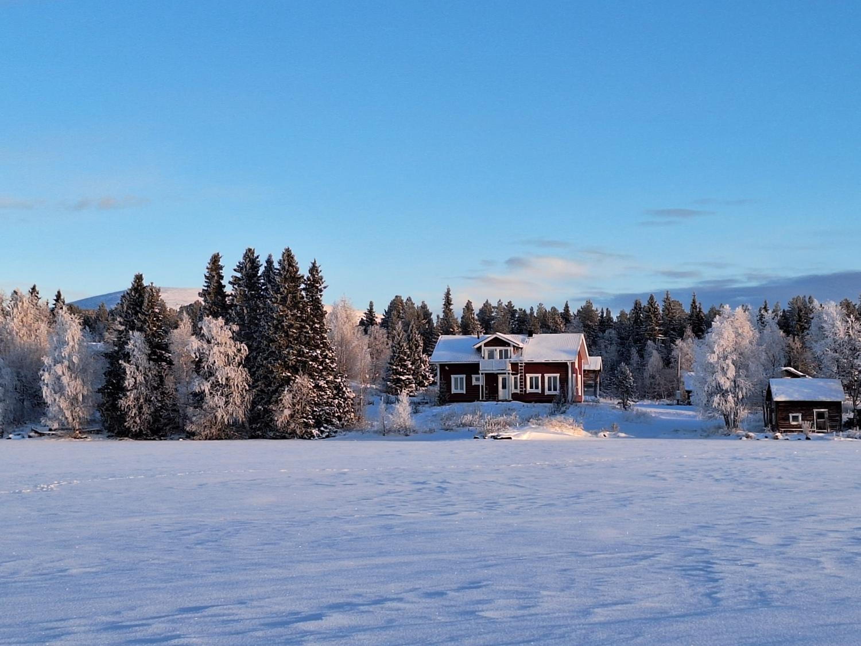 Villa photo 3