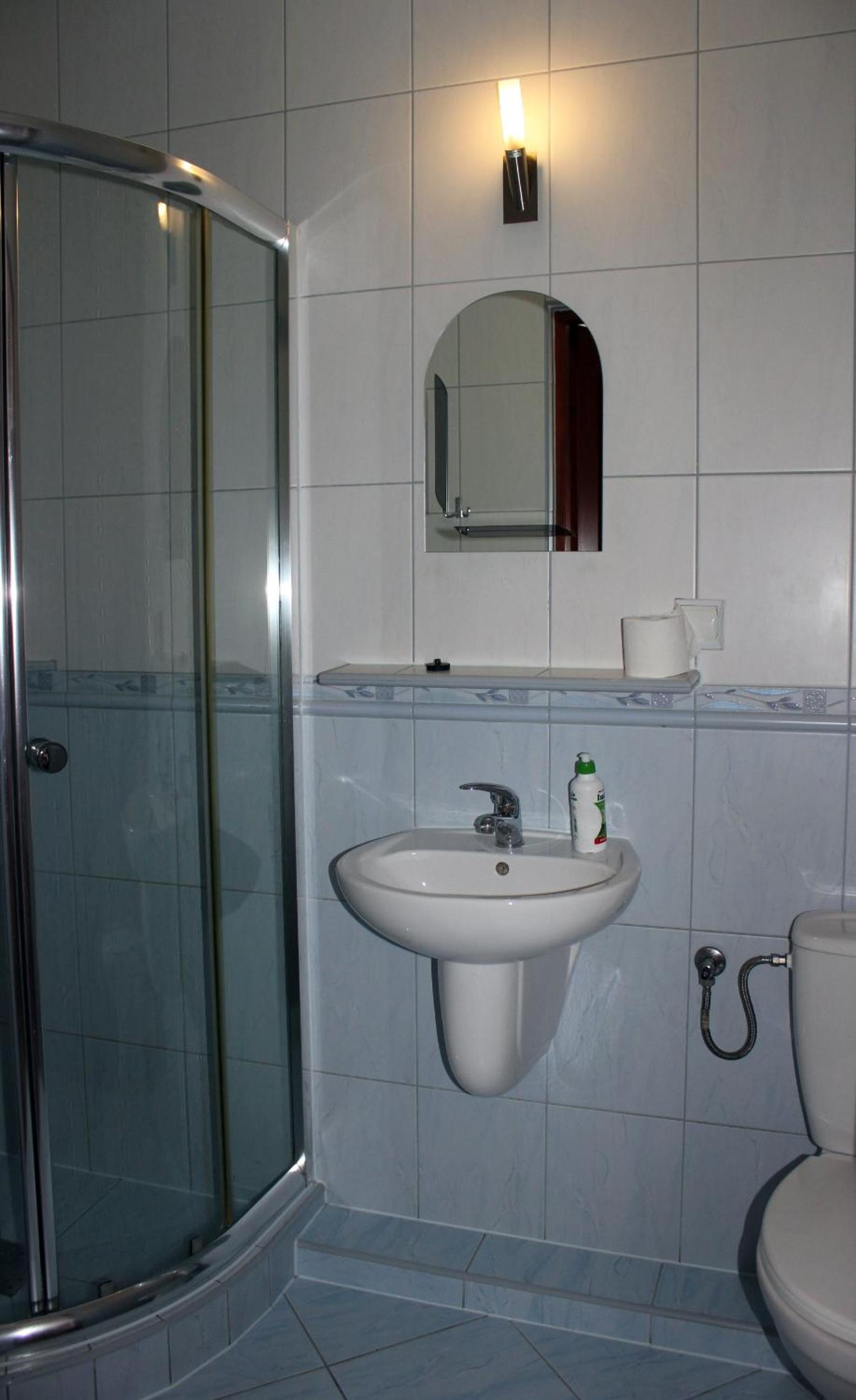 Deluxe Triple Room with Balcony - Photo 4
