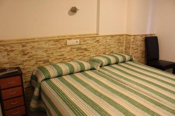 Habitación Doble o con Dos Camas con Baño Privado Externo