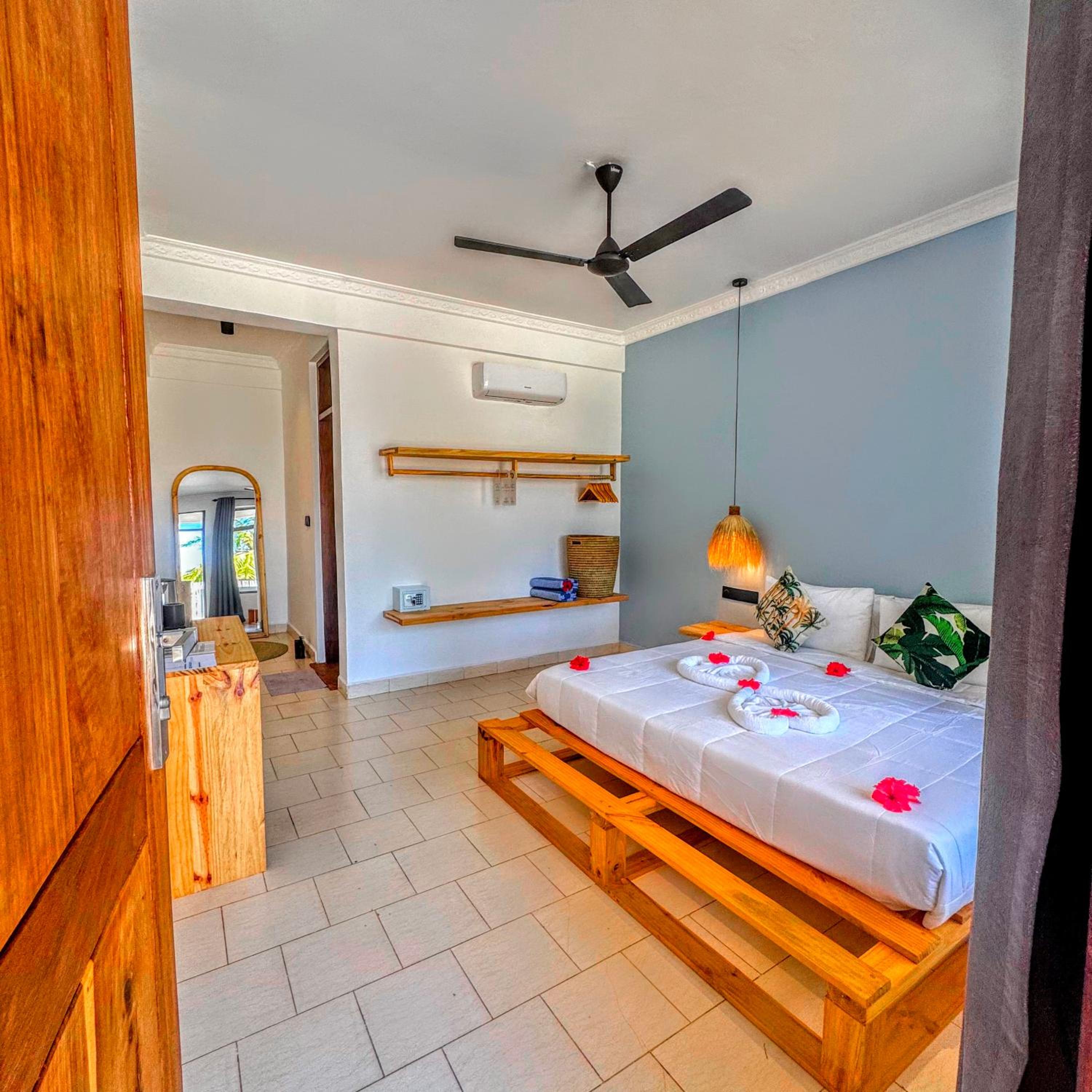 Deluxe Double Room - Photo 1