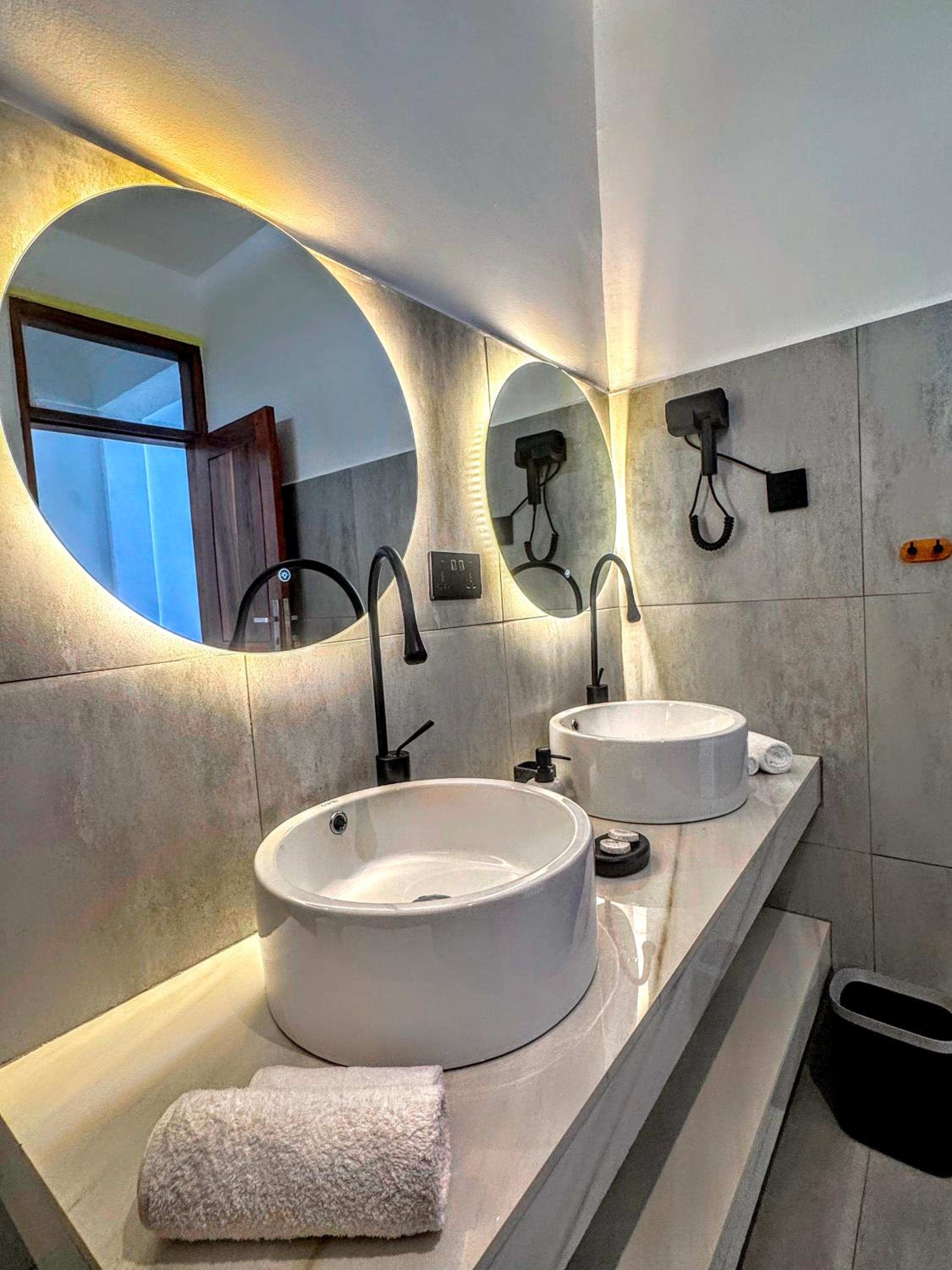 Deluxe Double Room - Photo 6