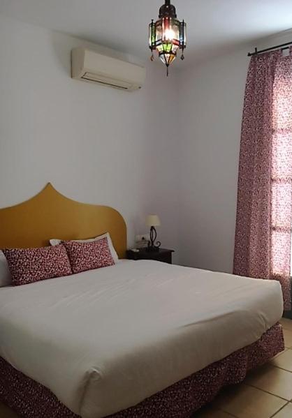 Economy Double Room photo 3