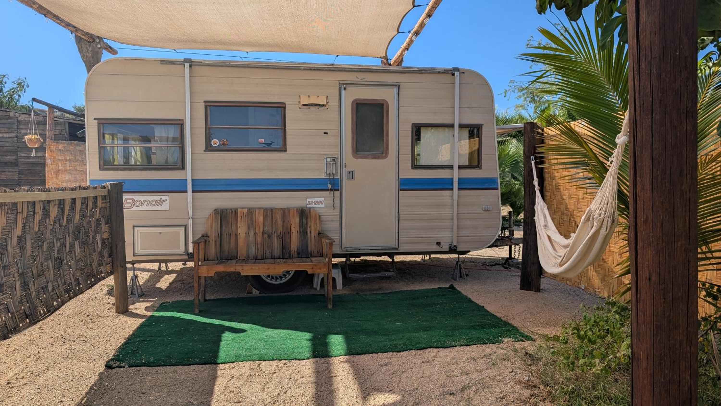 Mobile Home photo 3