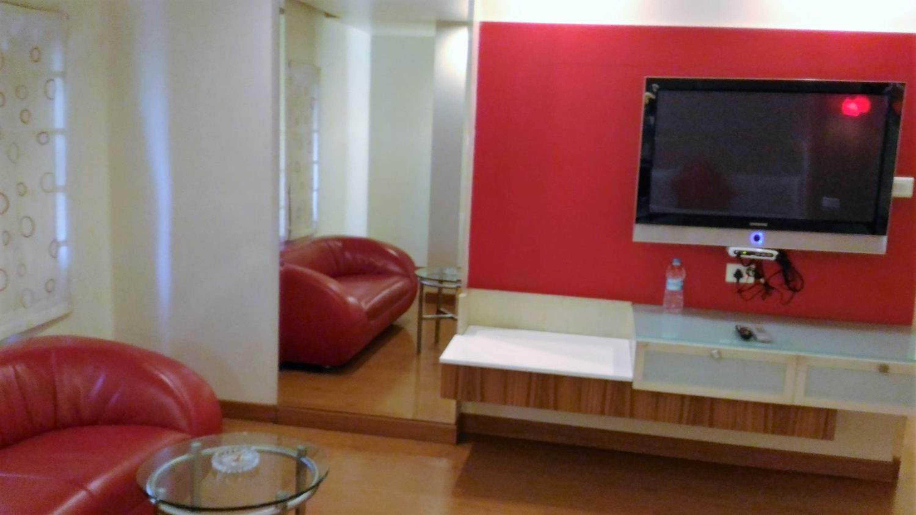 Suite - Photo 2